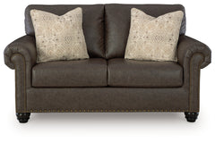 Roxmere Loveseat