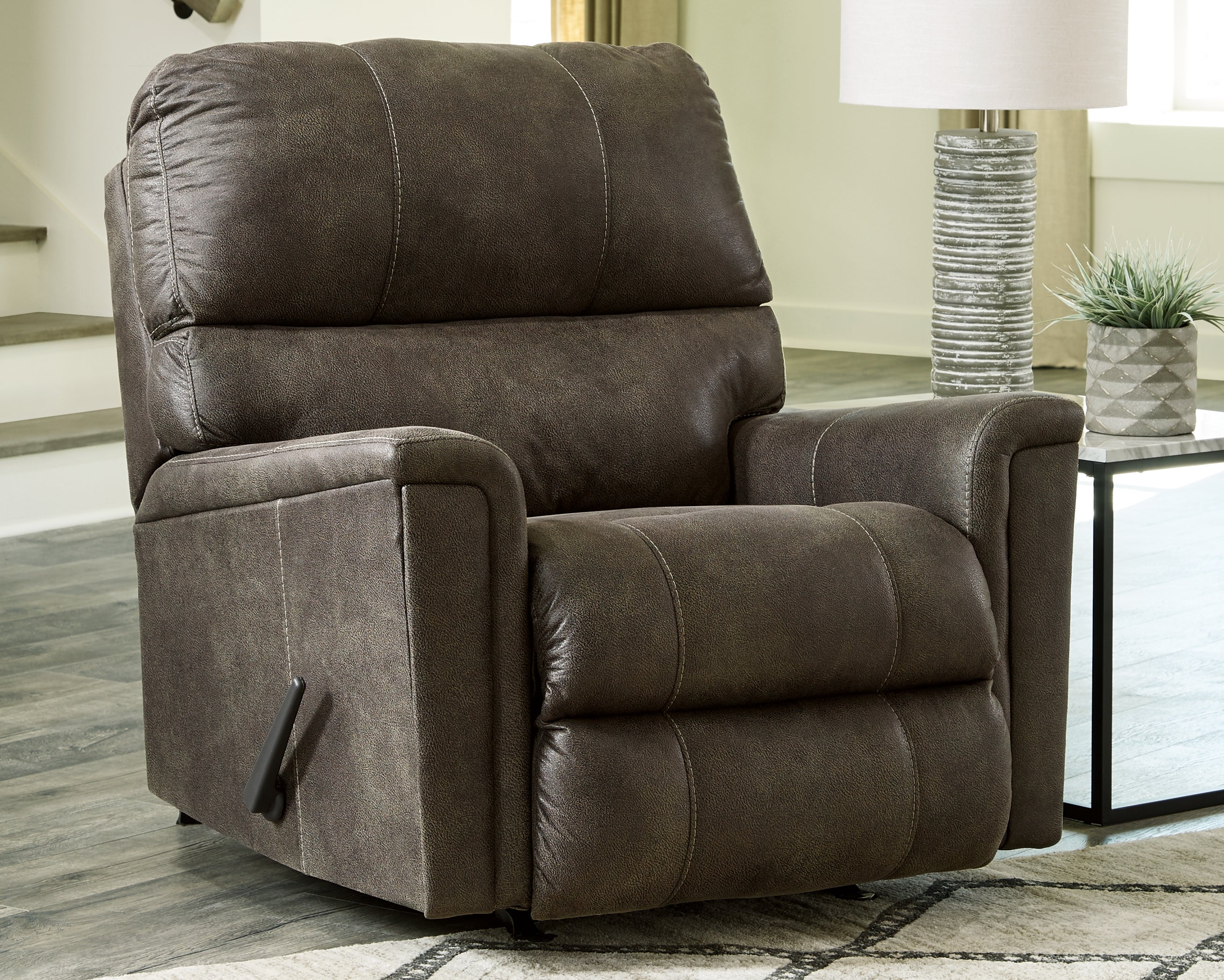 Furniture City Laplace - Ashley Furniture - Navi Recliner - Rocker Recliner - 9400225