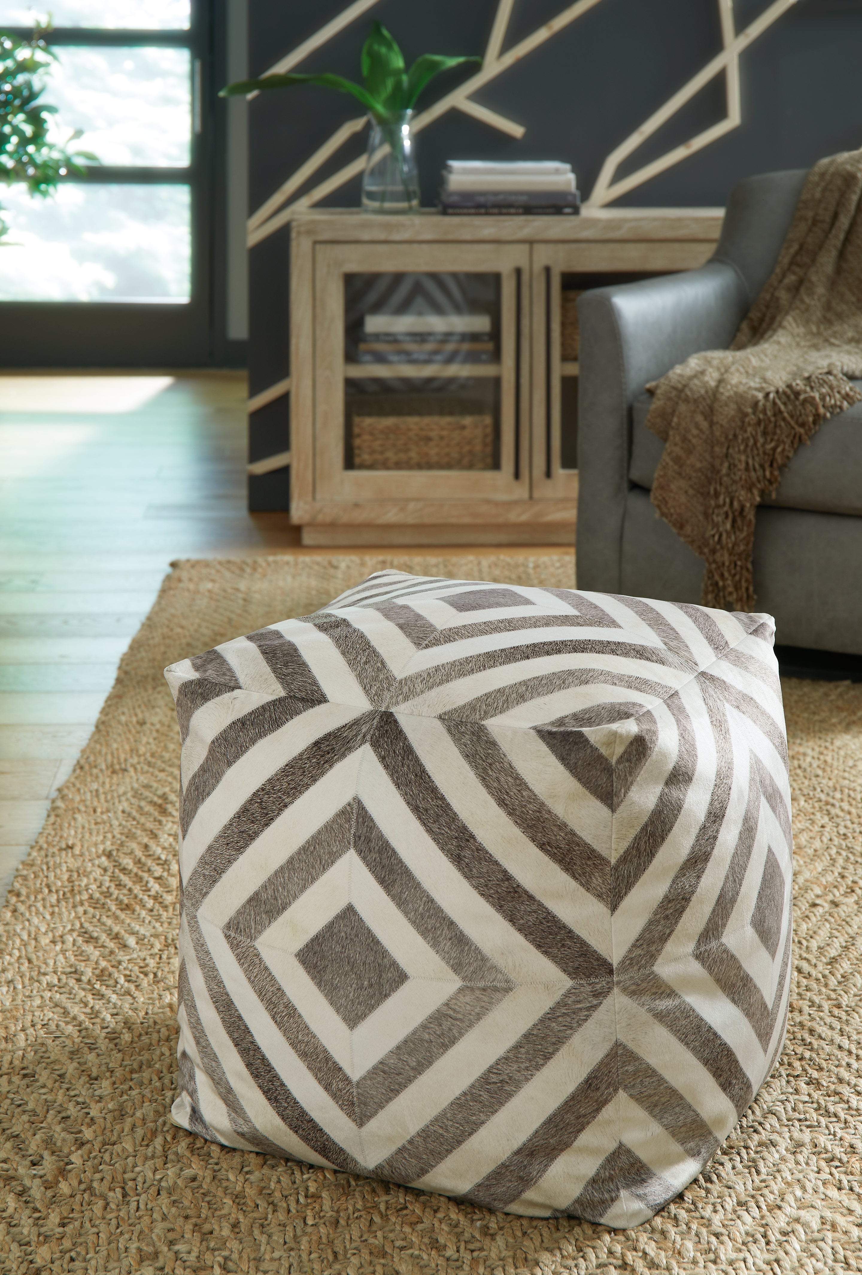 Furniture City Laplace - Ashley Furniture - Hartselle Pouf - Pouf - A1000982