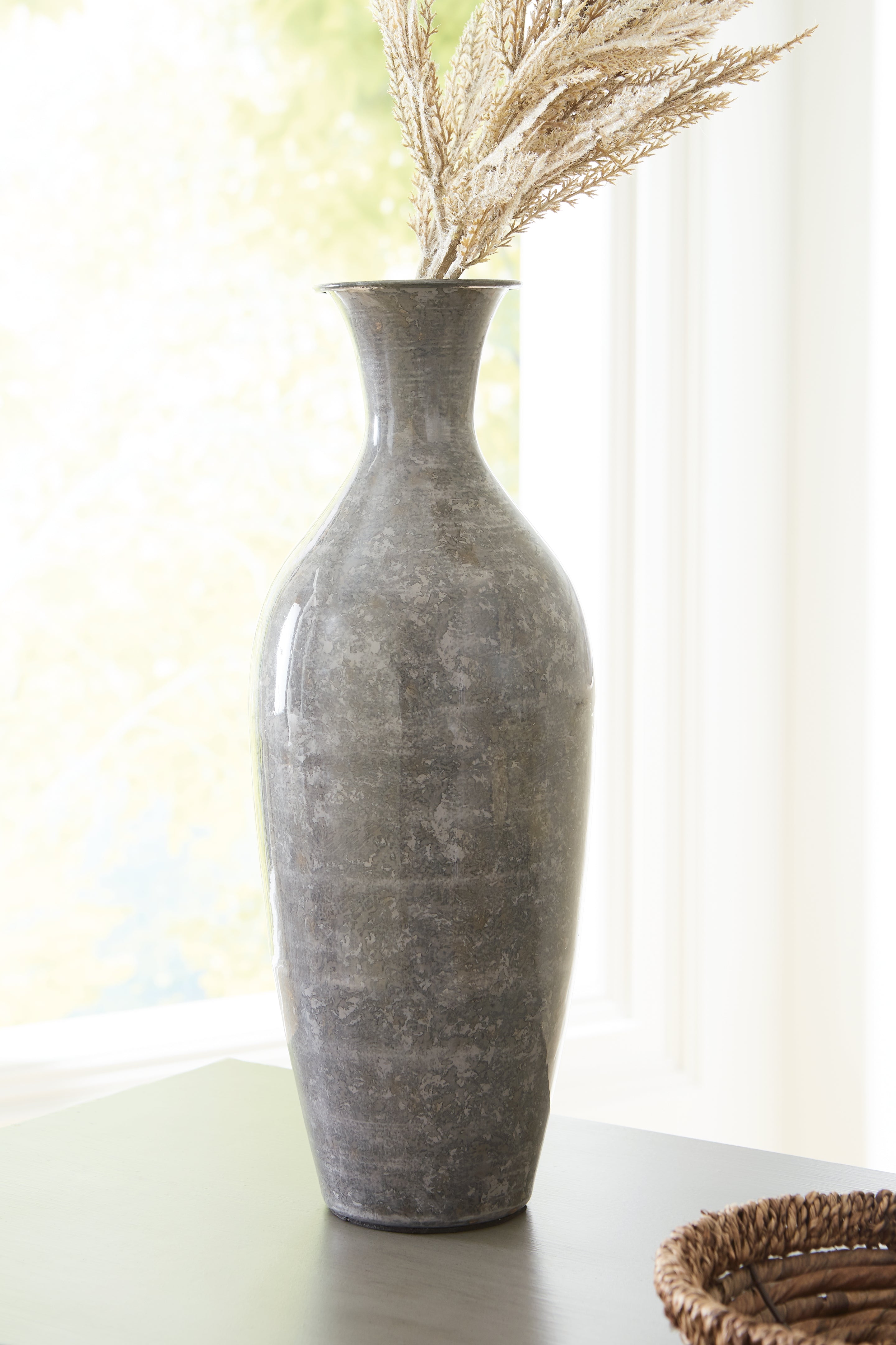 Furniture City Laplace - Ashley Furniture - Brockwich Vase - Vase - A2000588