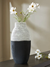 Furniture City Laplace - Ashley Furniture - Girtha Vase - Vase - A2000877