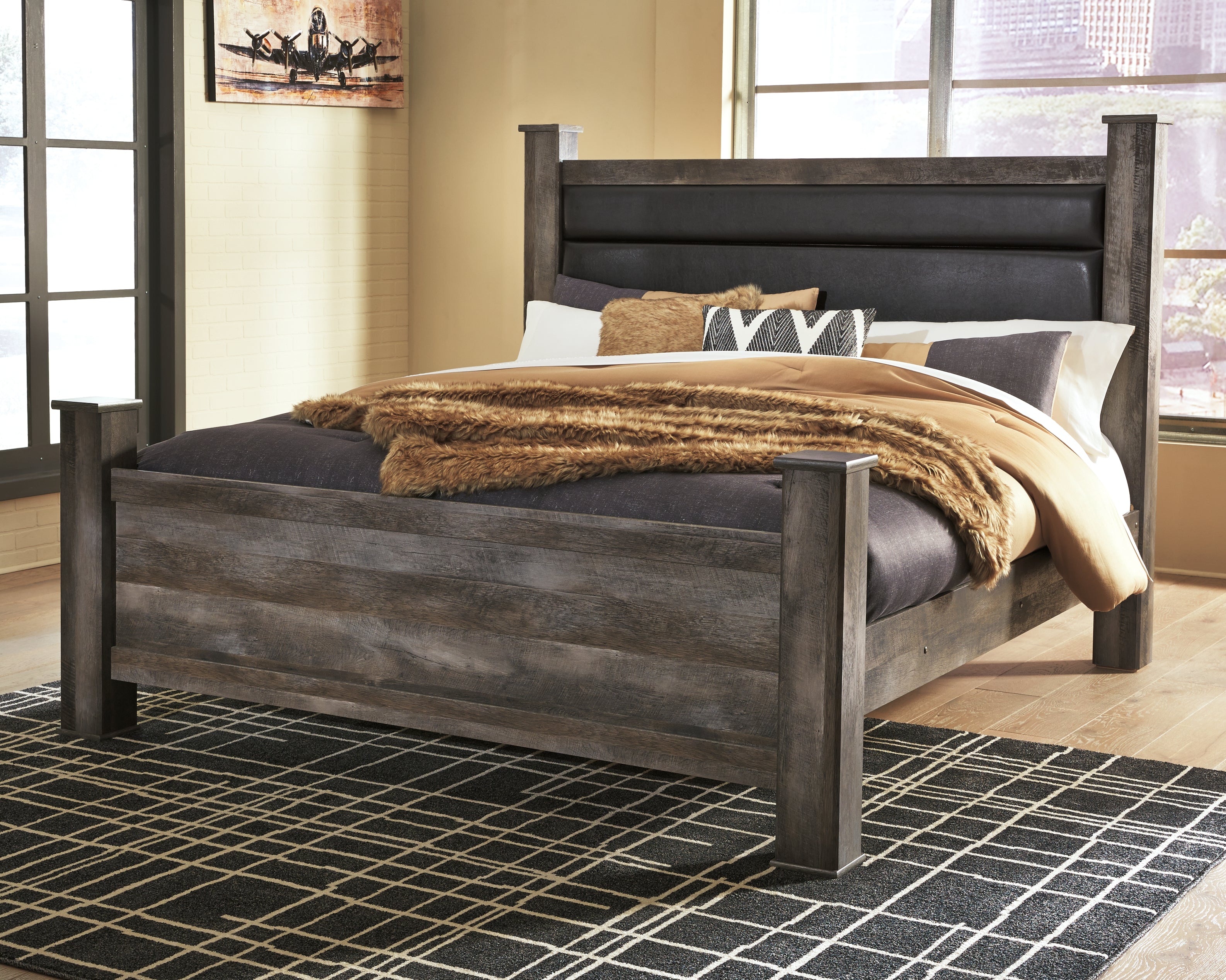 Furniture City Laplace - Ashley Furniture - Wynnlow King Poster Bed - King Poster Bed - B440B6