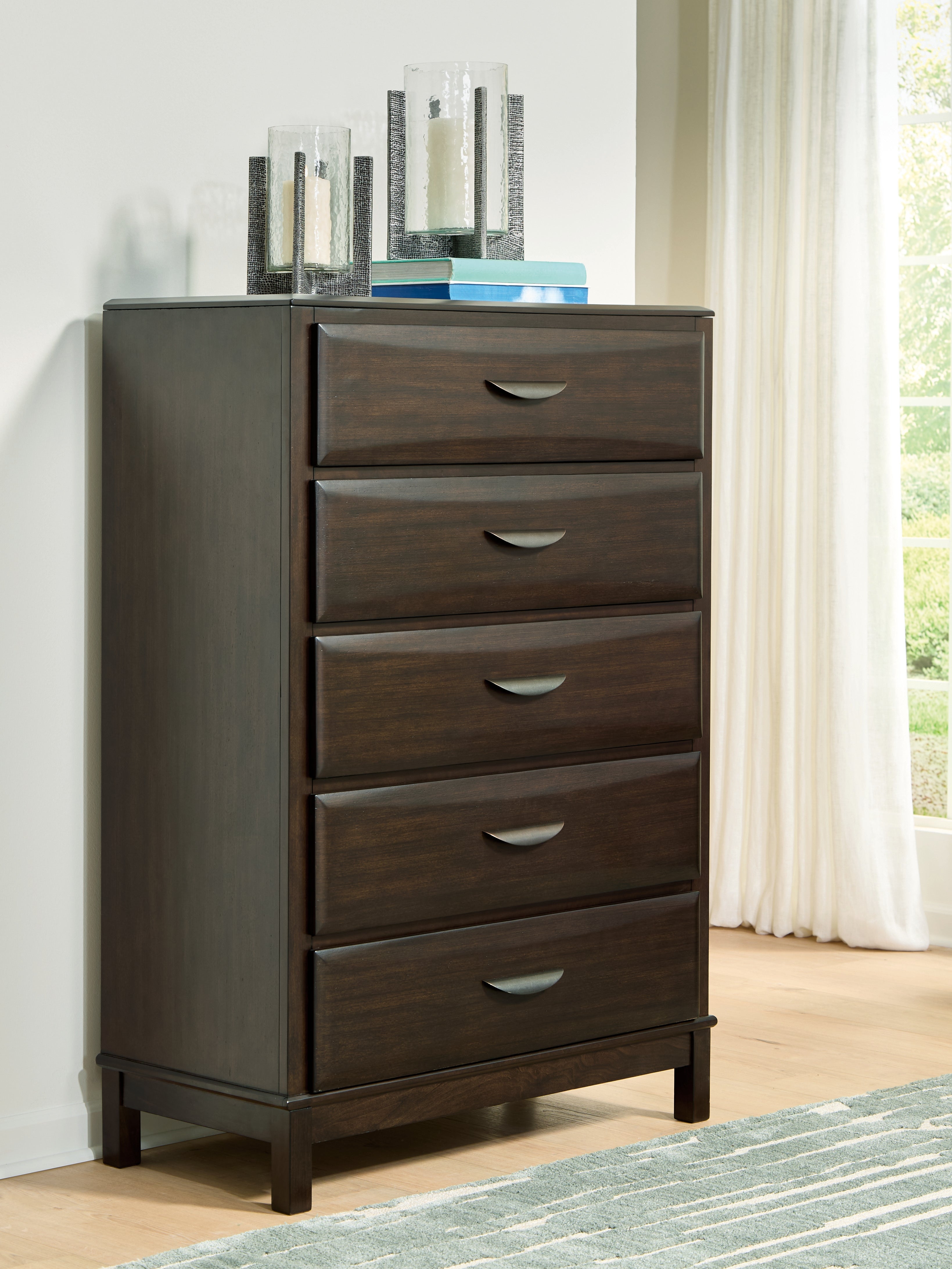 Furniture City Laplace - Ashley Furniture - Vanmore Chest of Drawers - Five Drawer Chest - B479-46