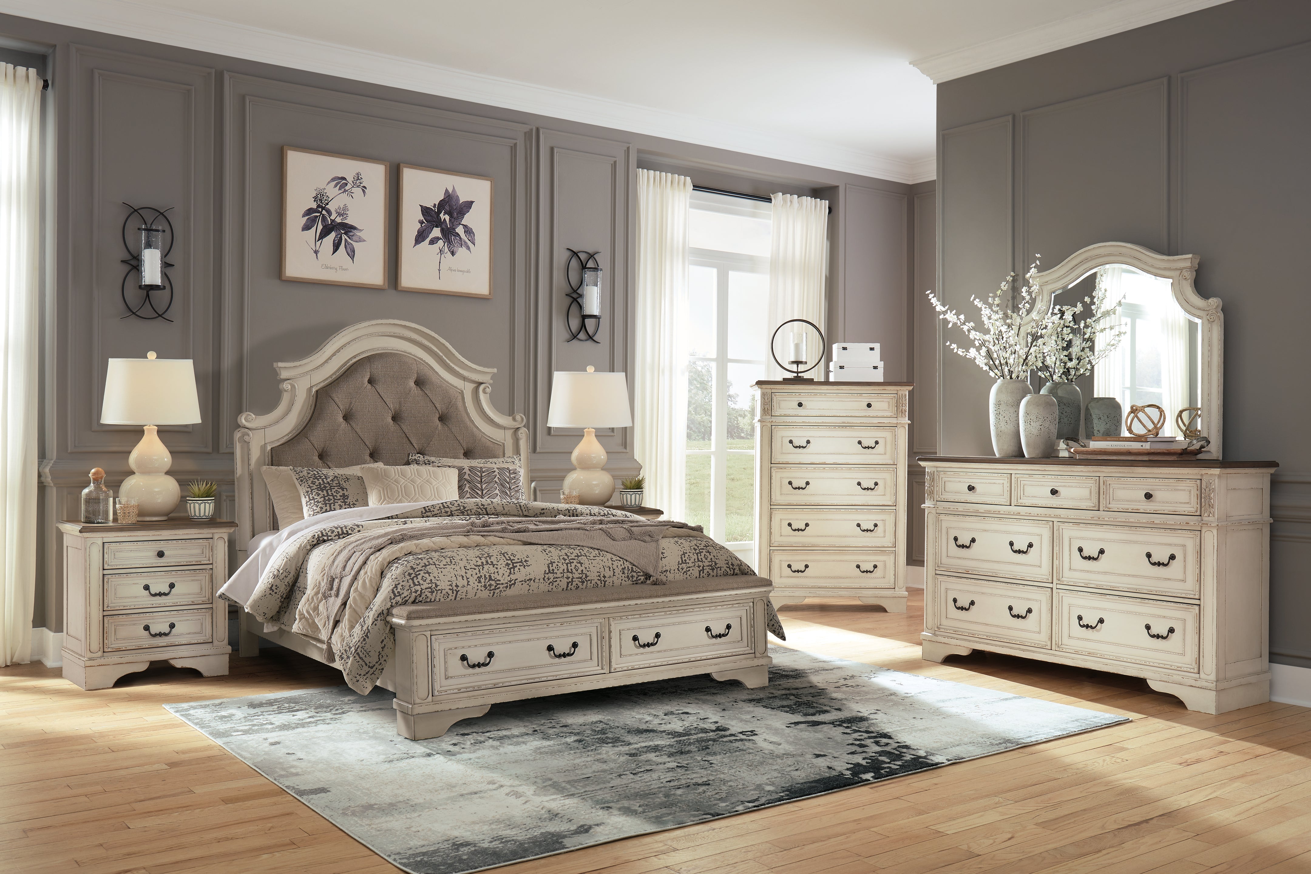 Furniture City Laplace - Ashley Furniture - Realyn Queen Upholstered Storage Bed - Queen Upholstered Storage Bed - B743B18