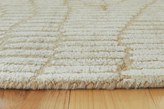 Jaseena 5' x 7' Area Rug