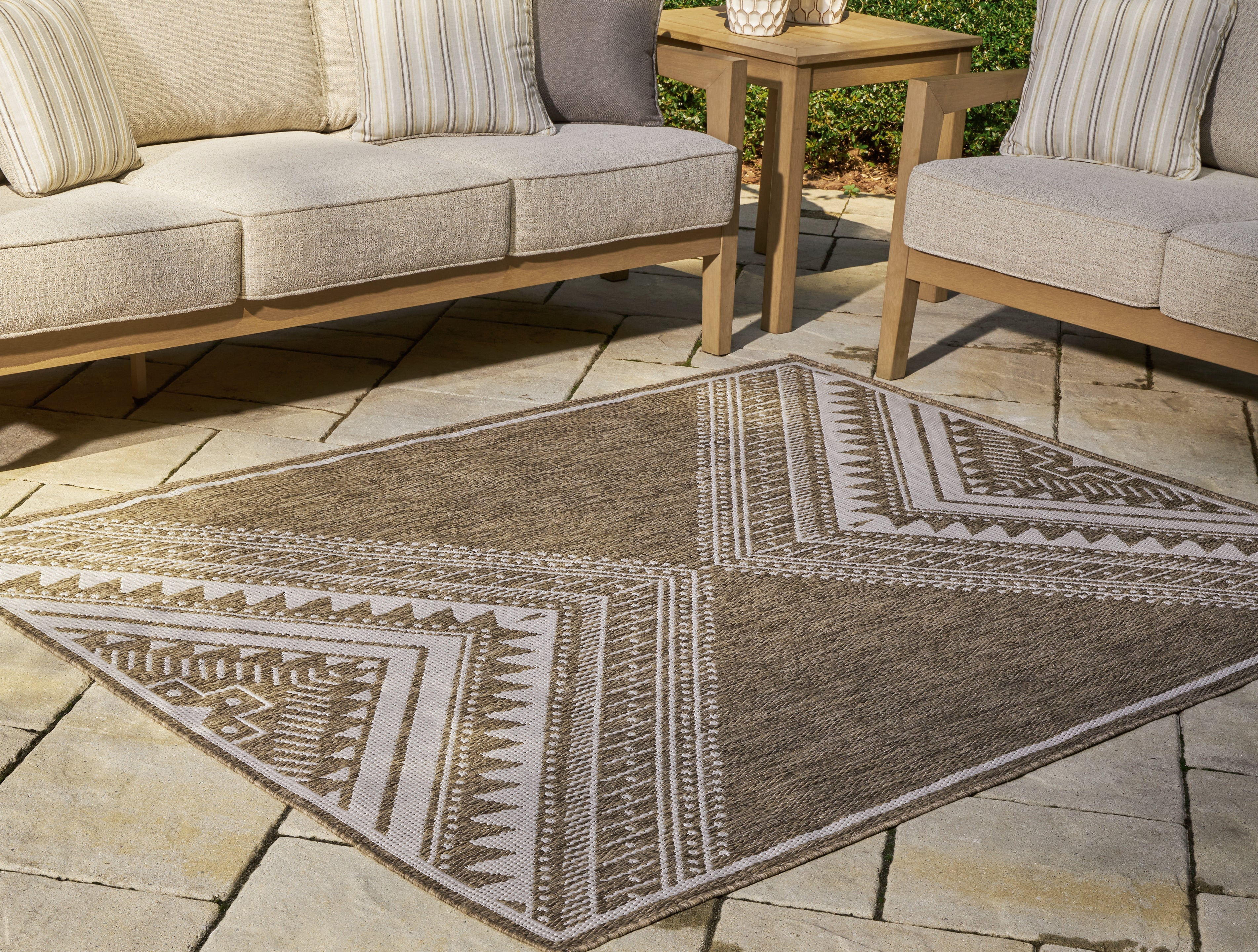Furniture City Laplace - Ashley Furniture - Dunsler 5' x 7' Rug - 5' x 7' Rug - R900012