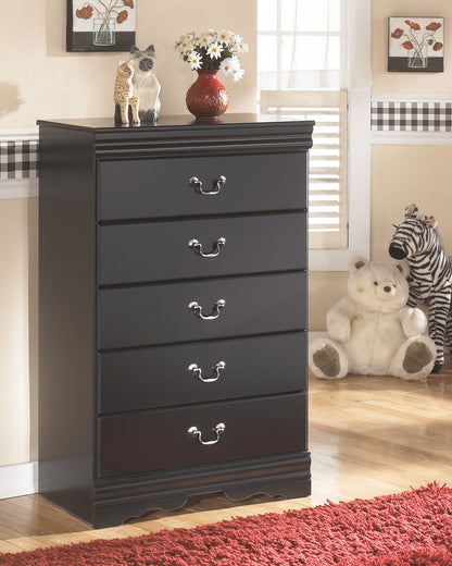 Huey Vineyard - Five Drawer Chest - Black