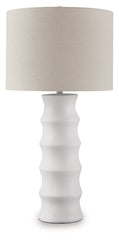 Veraleigh - Poly Lamp
