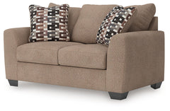 Triston-Peaks - Loveseat - Suede