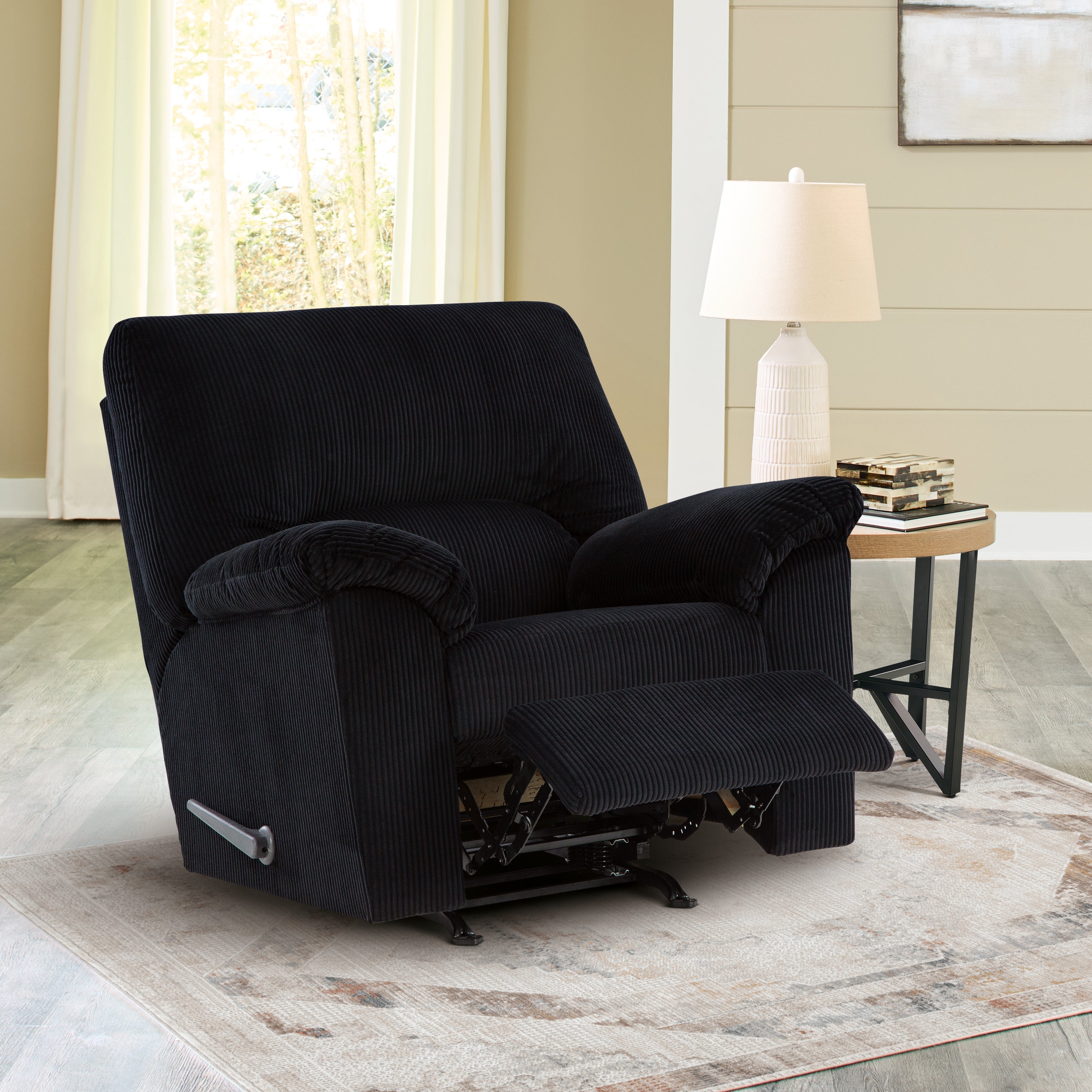 SimpleJoyLiving Room
