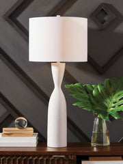 Davinford - Poly Table Lamp - White