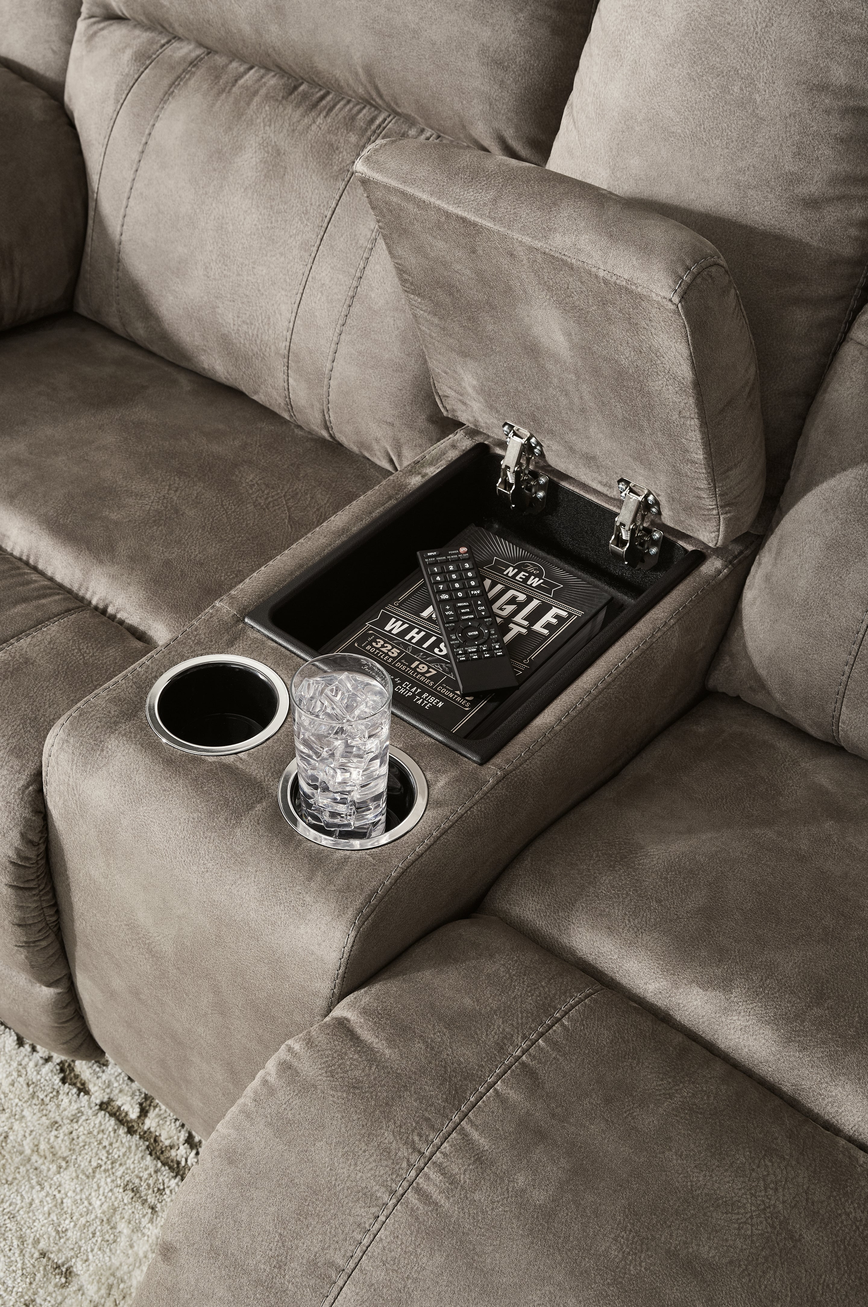 LaresviewLiving Room