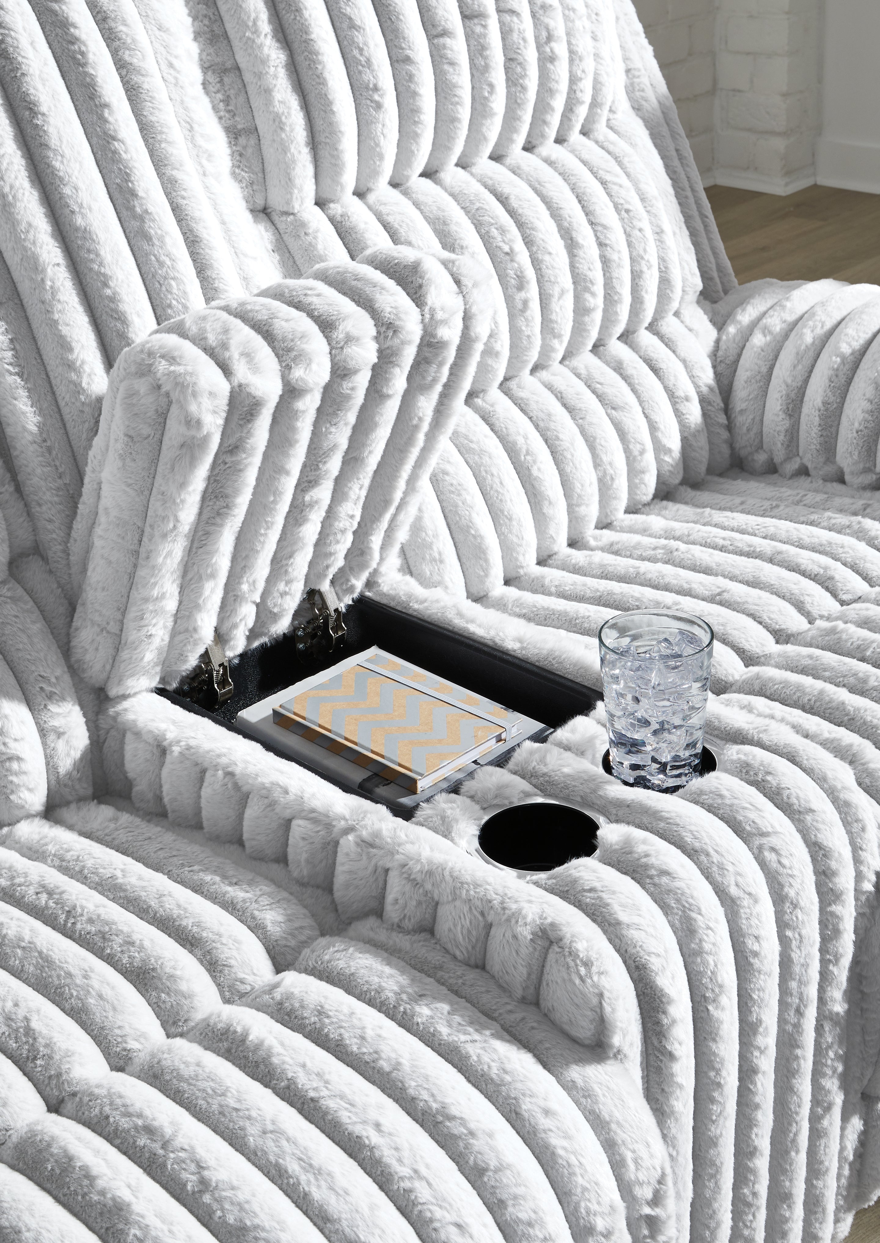 Rhines FallsLiving Room