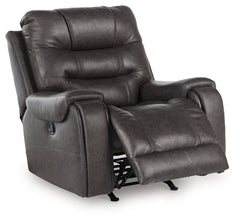 FemleyLiving Room