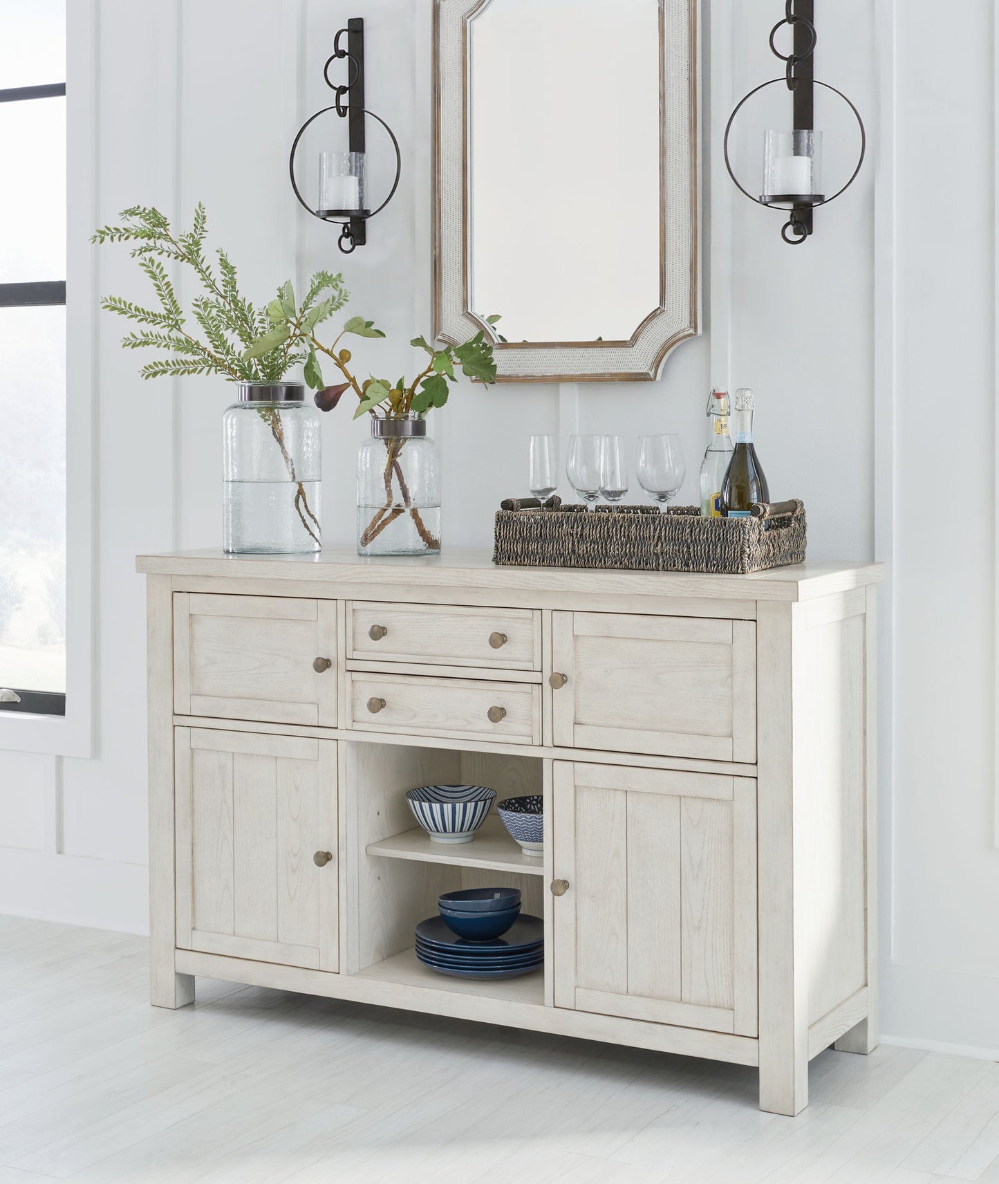 Robbinsdale - Dining Room Server - Antique White