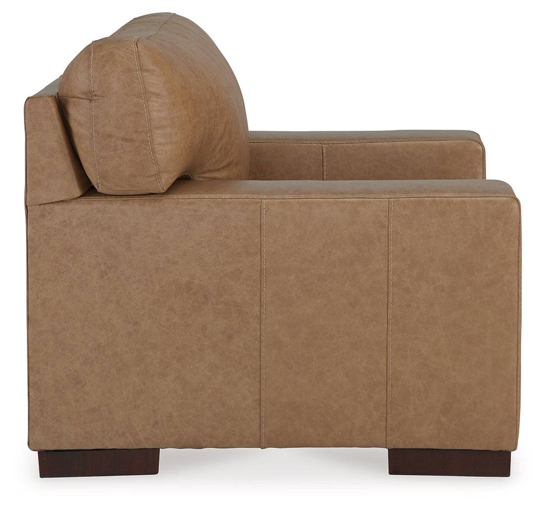 LombardiaLiving Room