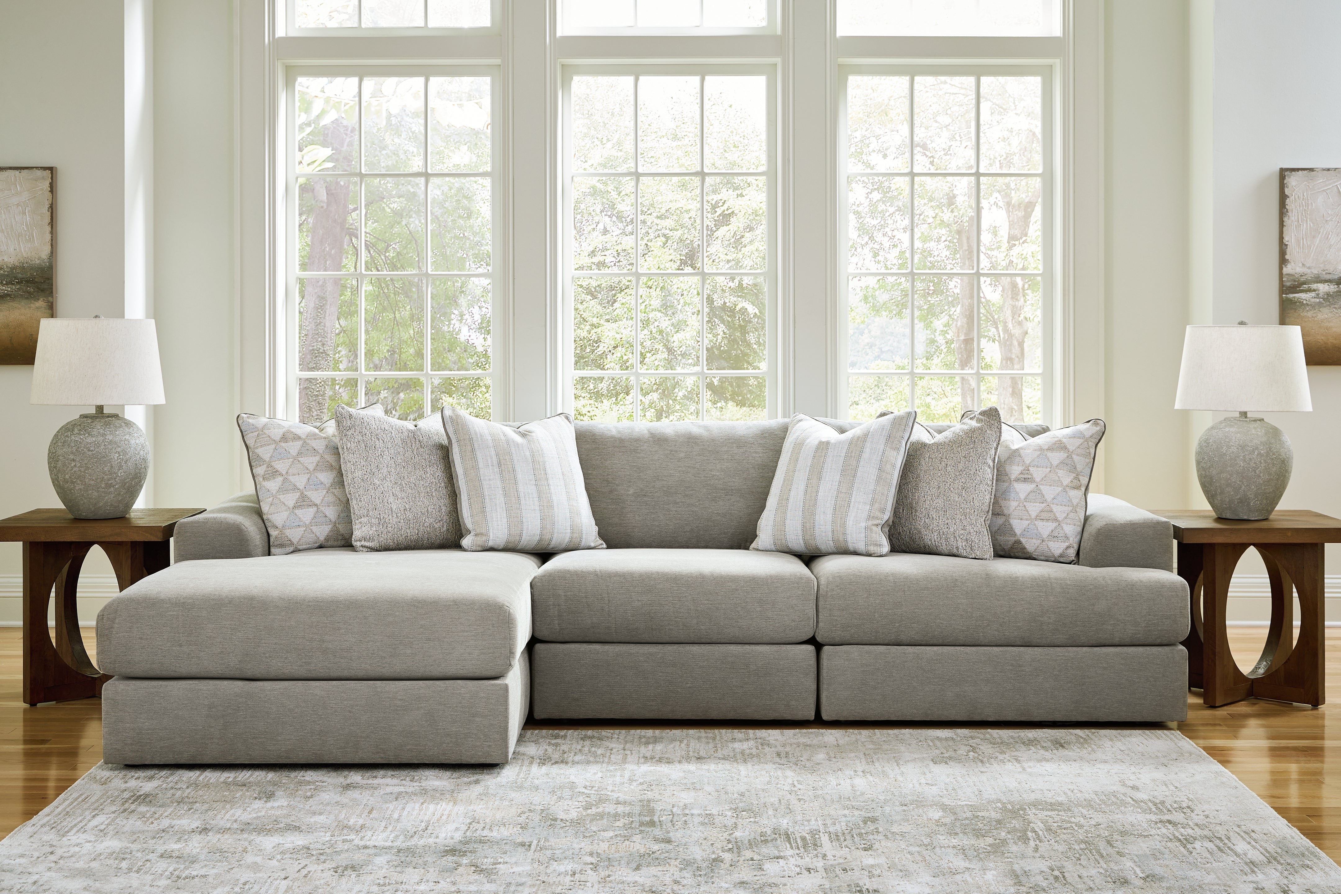 Furniture City Laplace - Ashley Furniture - Avaliyah Sectionals - RAF 3-Piece Sectional with Chaise - 58103S3