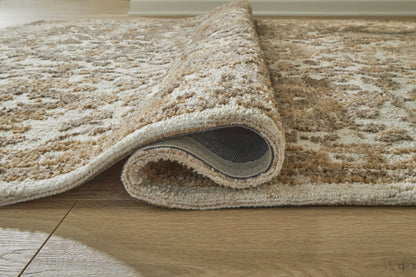 Sableridge - 5' x 7' Rug - Ivory / Taupe / Camel