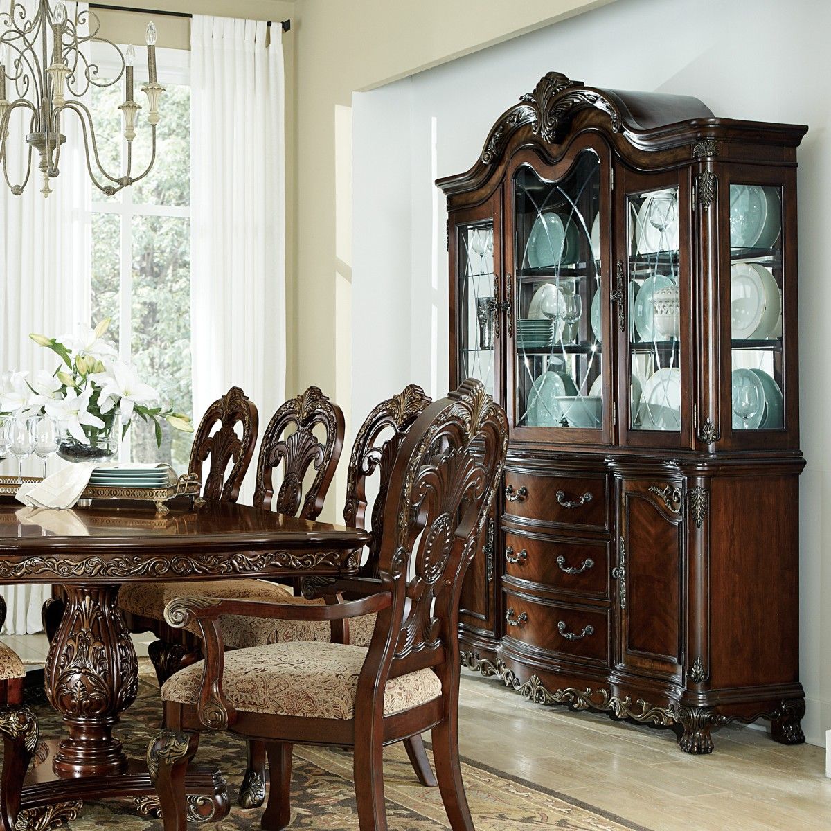 Deryn Park - Buffet/Server