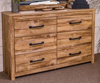 Maystonna - Six Drawer Dresser - Brown