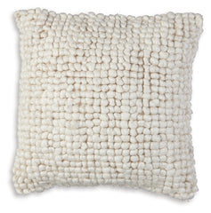 Furniture City Laplace - Ashley Furniture - Aavie Pillows - Pillow (4/CS) / Ivory - A1000956