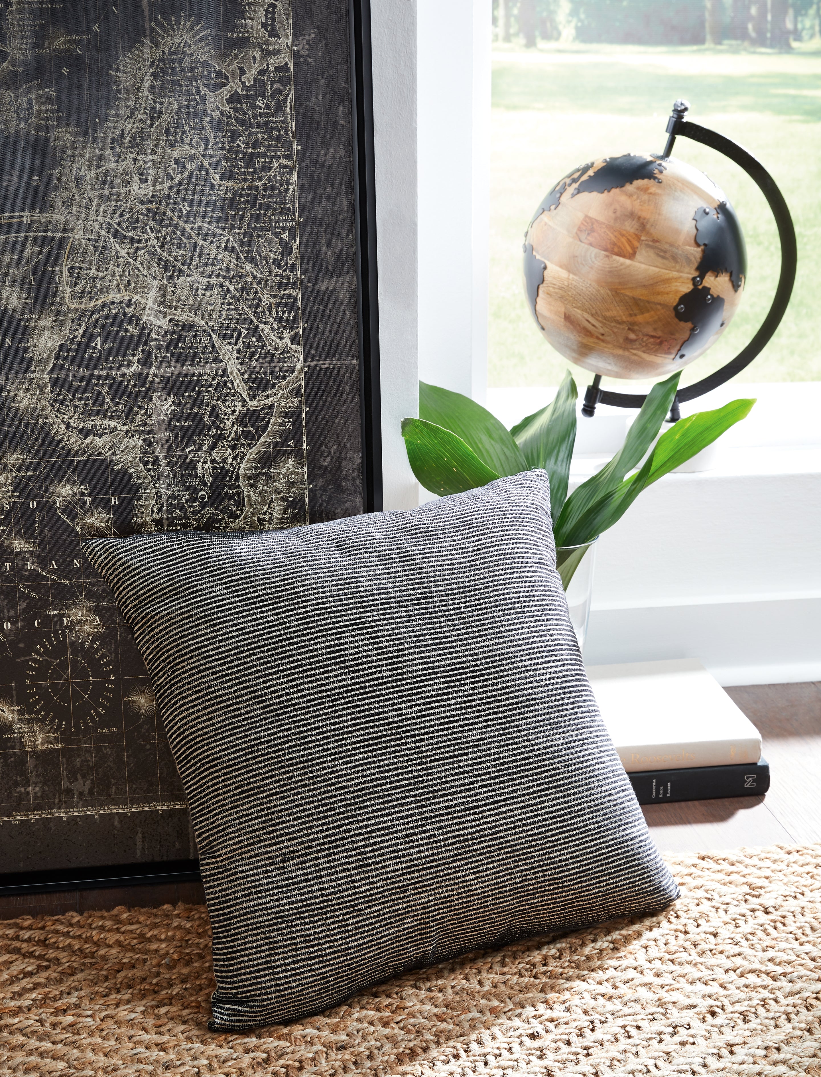 Furniture City Laplace - Ashley Furniture - Edelmont Pillows - Pillow (4/CS) / Black/Linen - A1000962