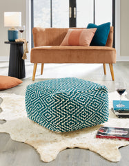 Furniture City Laplace - Ashley Furniture - Brynnsen Pouf - Pouf - A1001055