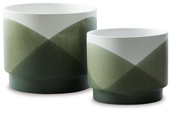 Furniture City Laplace - Ashley Furniture - Ardenridge Planter (Set of 2) - Planter Set (Set of 2) - A2000579