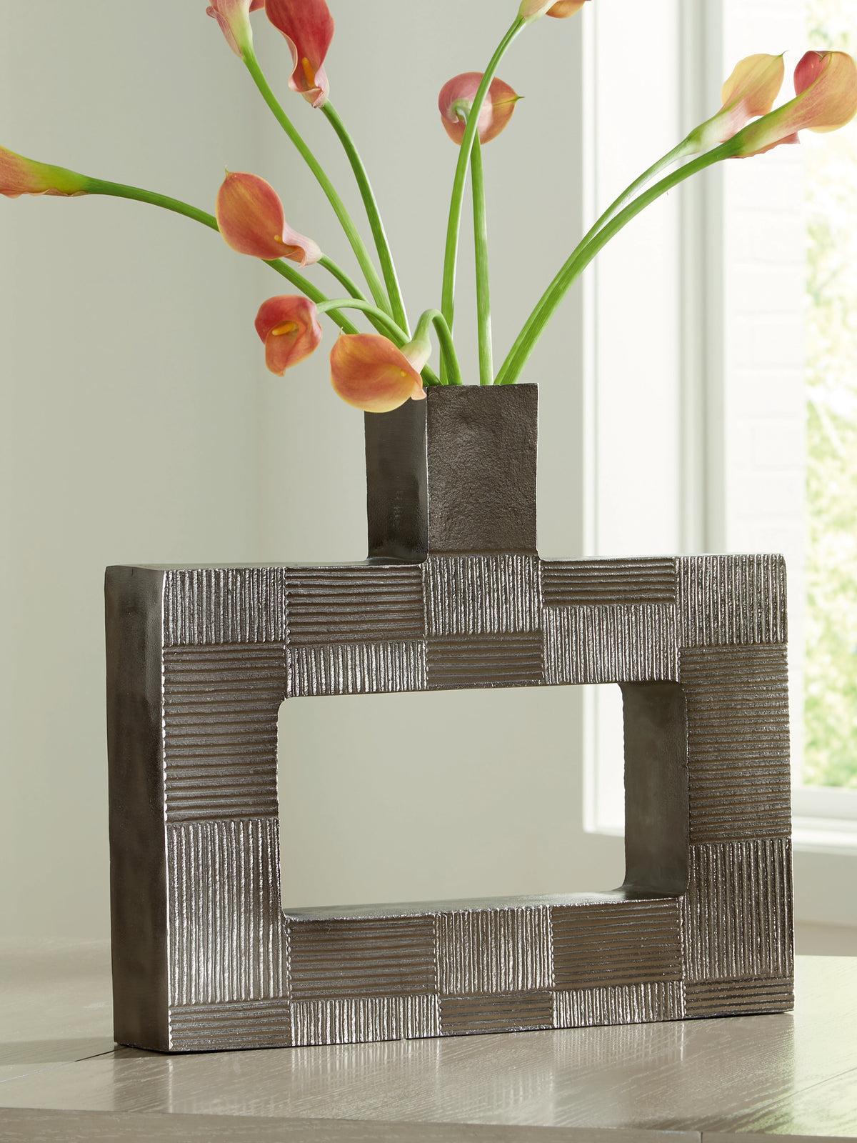 Furniture City Laplace - Ashley Furniture - Wrengrove Vase - Vase - A2000753