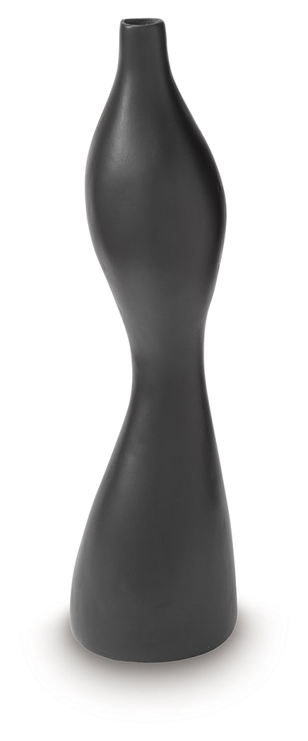 Judsen Vase