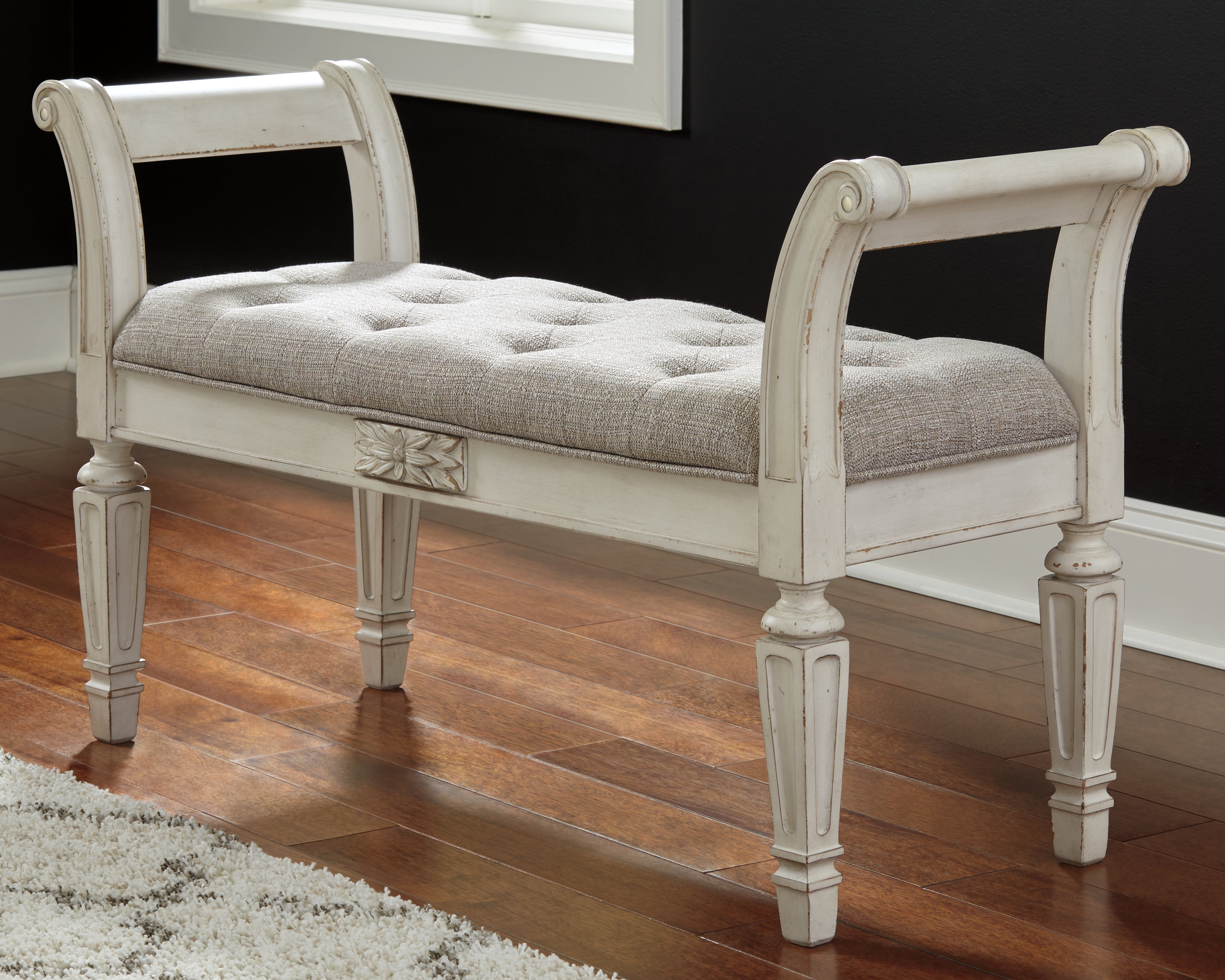 Furniture City Laplace - Ashley Furniture - Realyn Accent Bench - Accent Bench / Antique White / 46"W x 16"D x 26"H - A3000157
