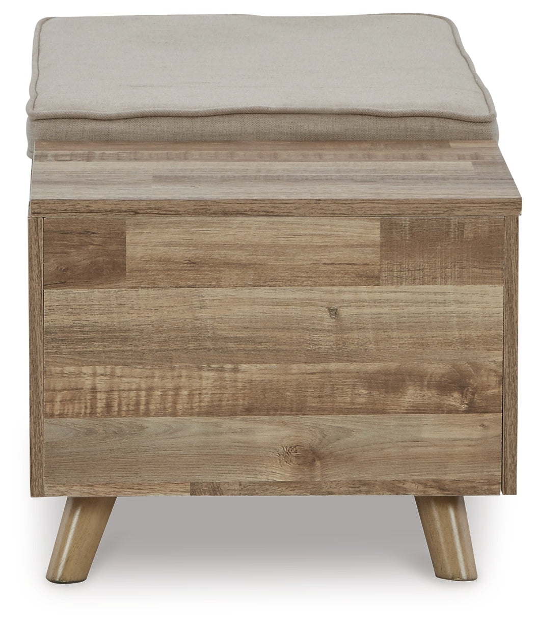 Furniture City Laplace - Ashley Furniture - Gerdanet Storage Bench - Storage Bench - A3000318