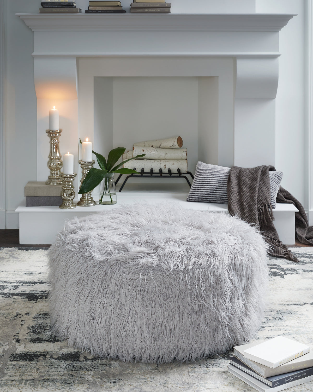 Furniture City Laplace - Ashley Furniture - GaliceLiving Room - Oversized Accent Ottoman / White - A3000334