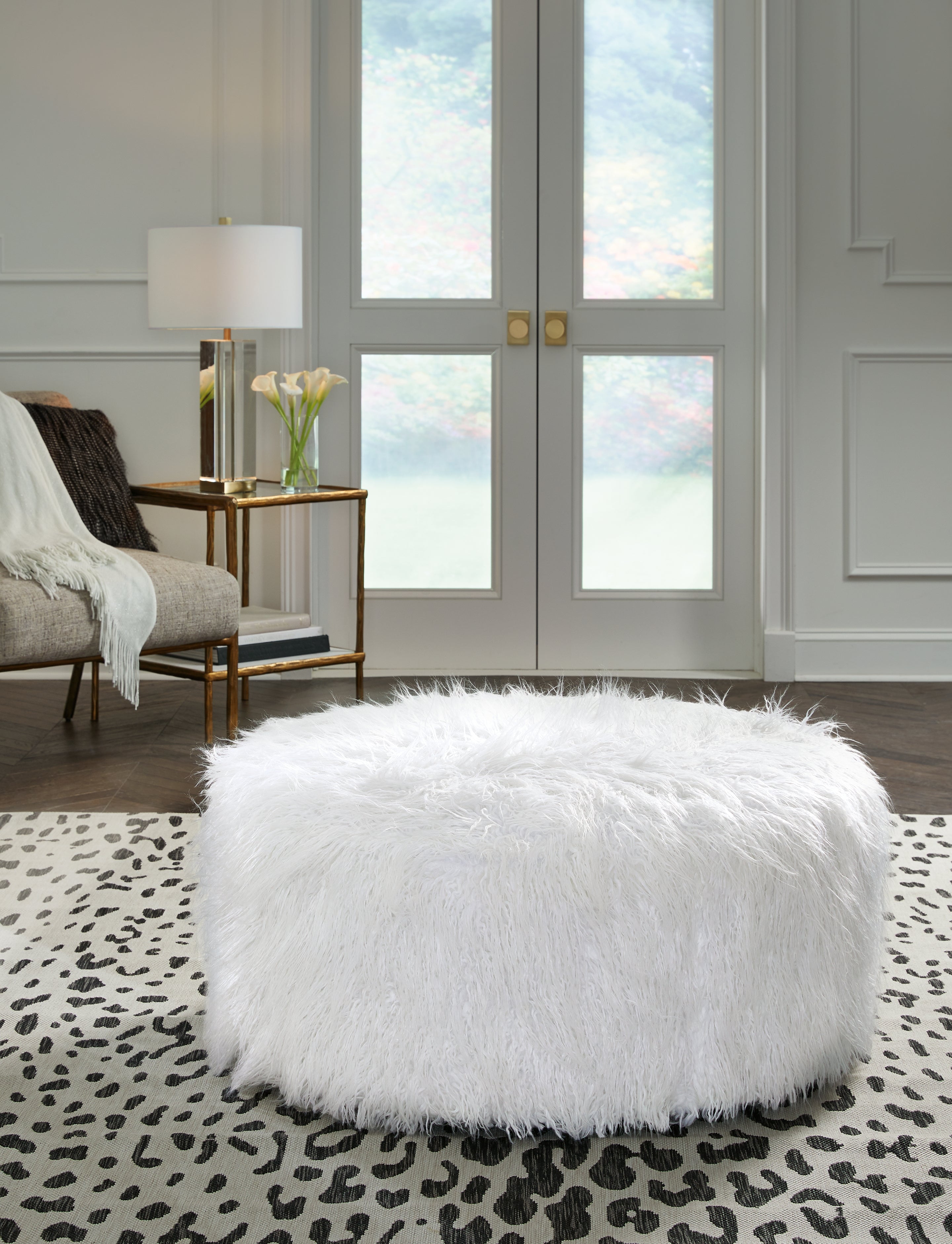 Furniture City Laplace - Ashley Furniture - GaliceLiving Room - Oversized Accent Ottoman / White - A3000334