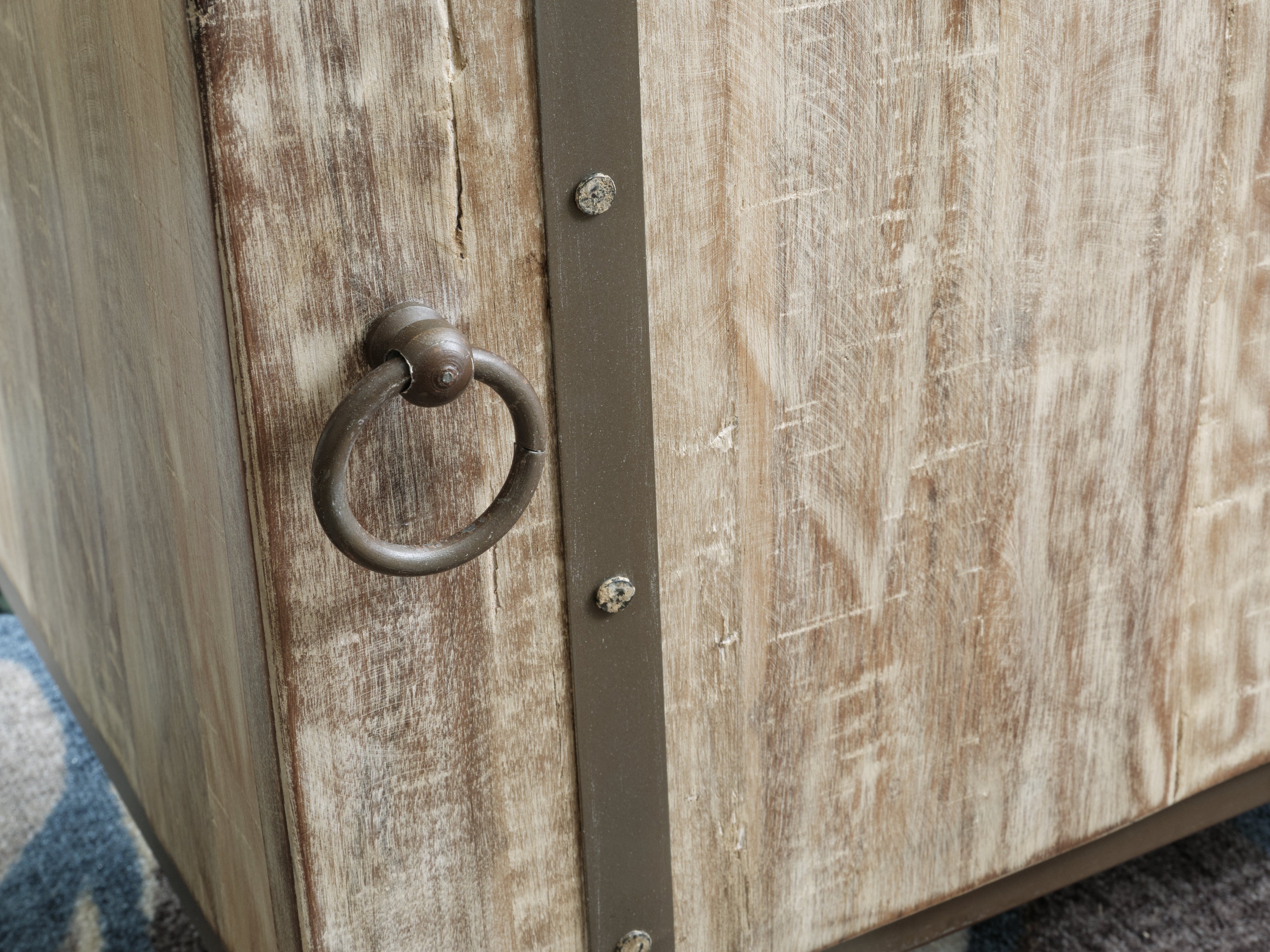 Furniture City Laplace - Ashley Furniture - Laddford Accent Cabinet - Accent Cabinet - A4000506