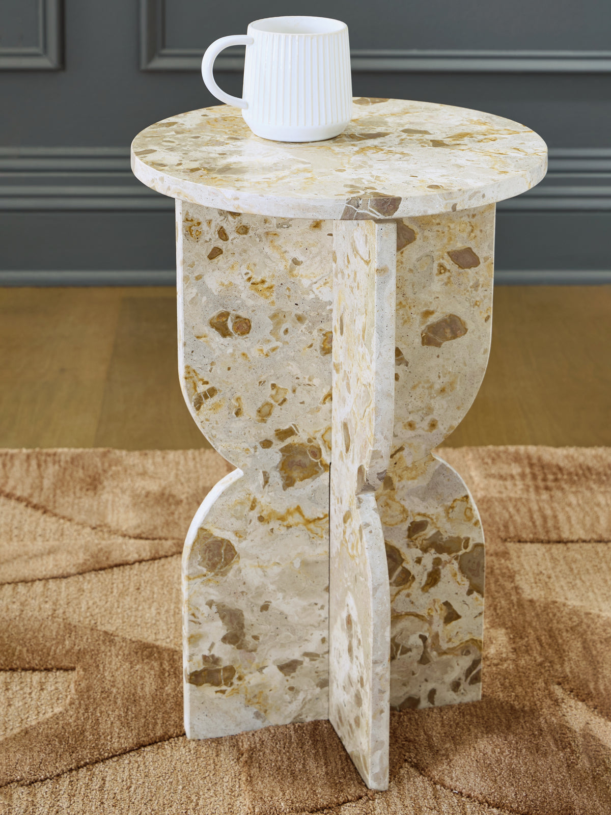 Furniture City Laplace - Ashley Furniture - Treygan Accent Table - Accent Table - A4000647