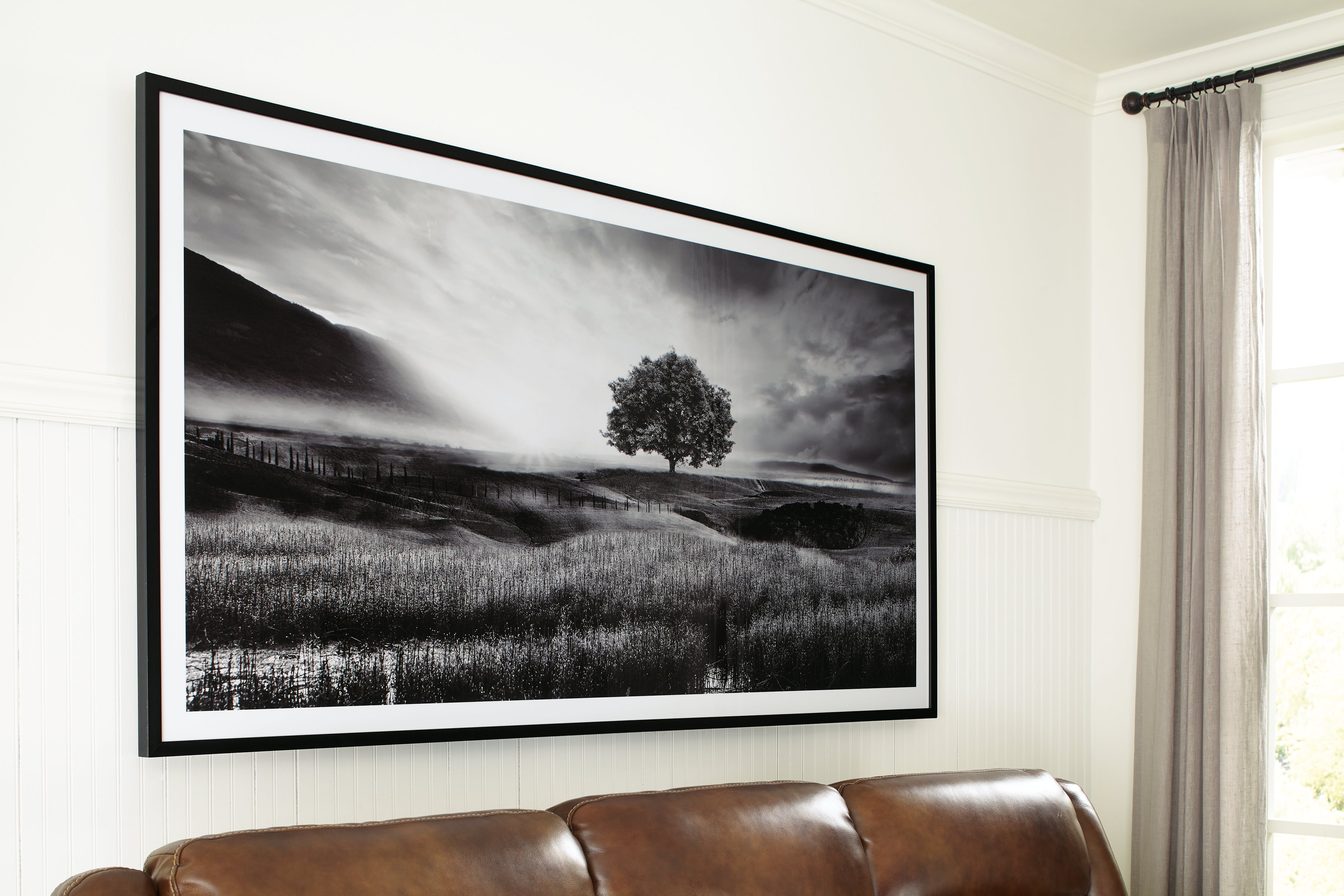 Furniture City Laplace - Ashley Furniture - Deborland Wall Decor - Wall Art / Black/White - A8000341