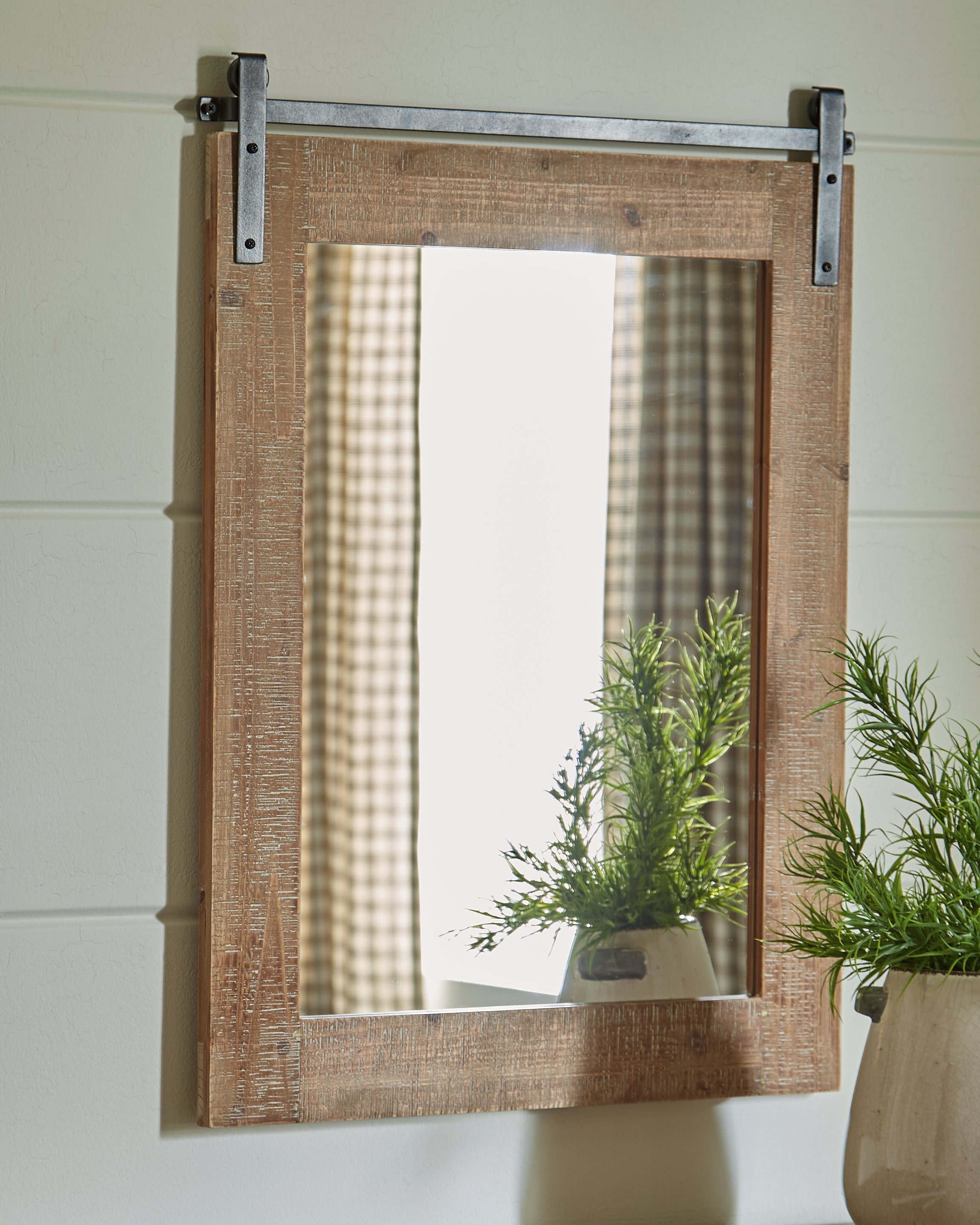 Furniture City Laplace - Ashley Furniture - Lanie Mirror - Accent Mirror / Antique Brown - A8010223