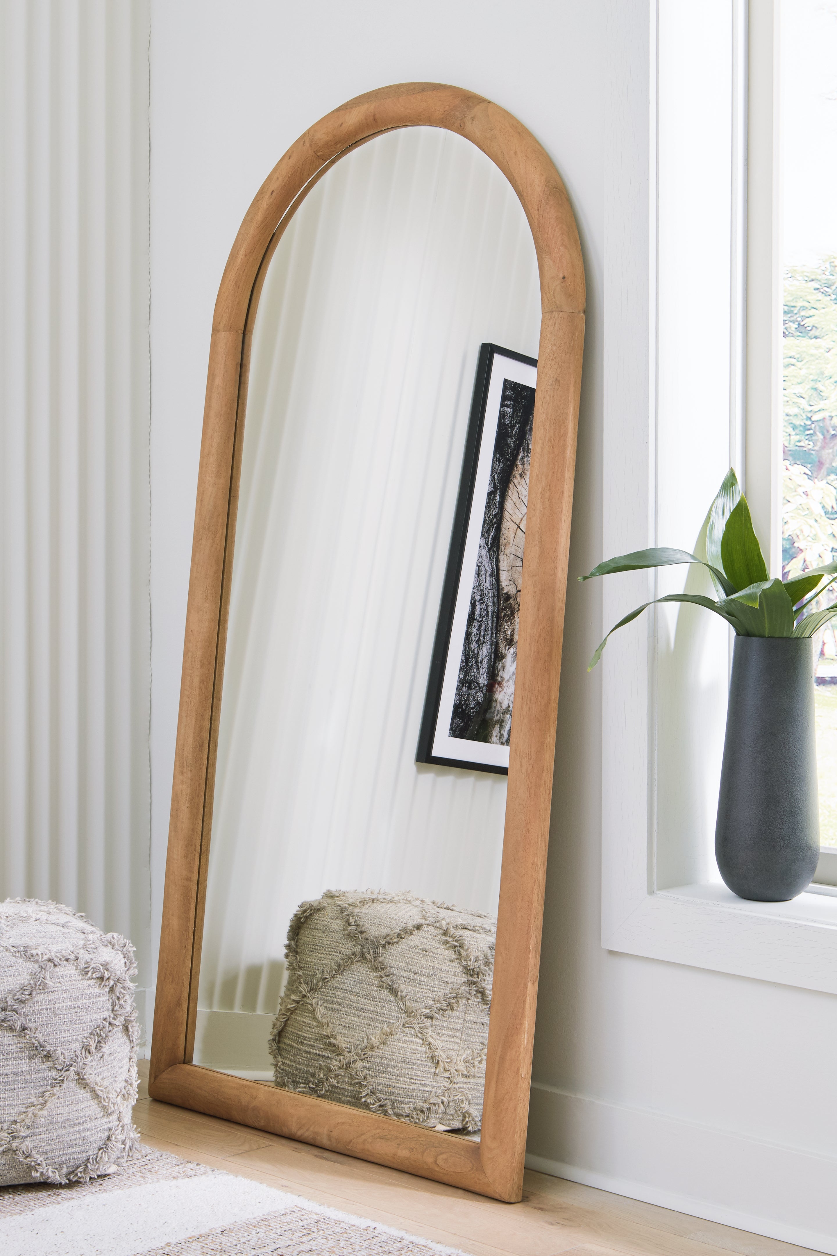 Furniture City Laplace - Ashley Furniture - Dairville Mirror - Floor Mirror - A8010323