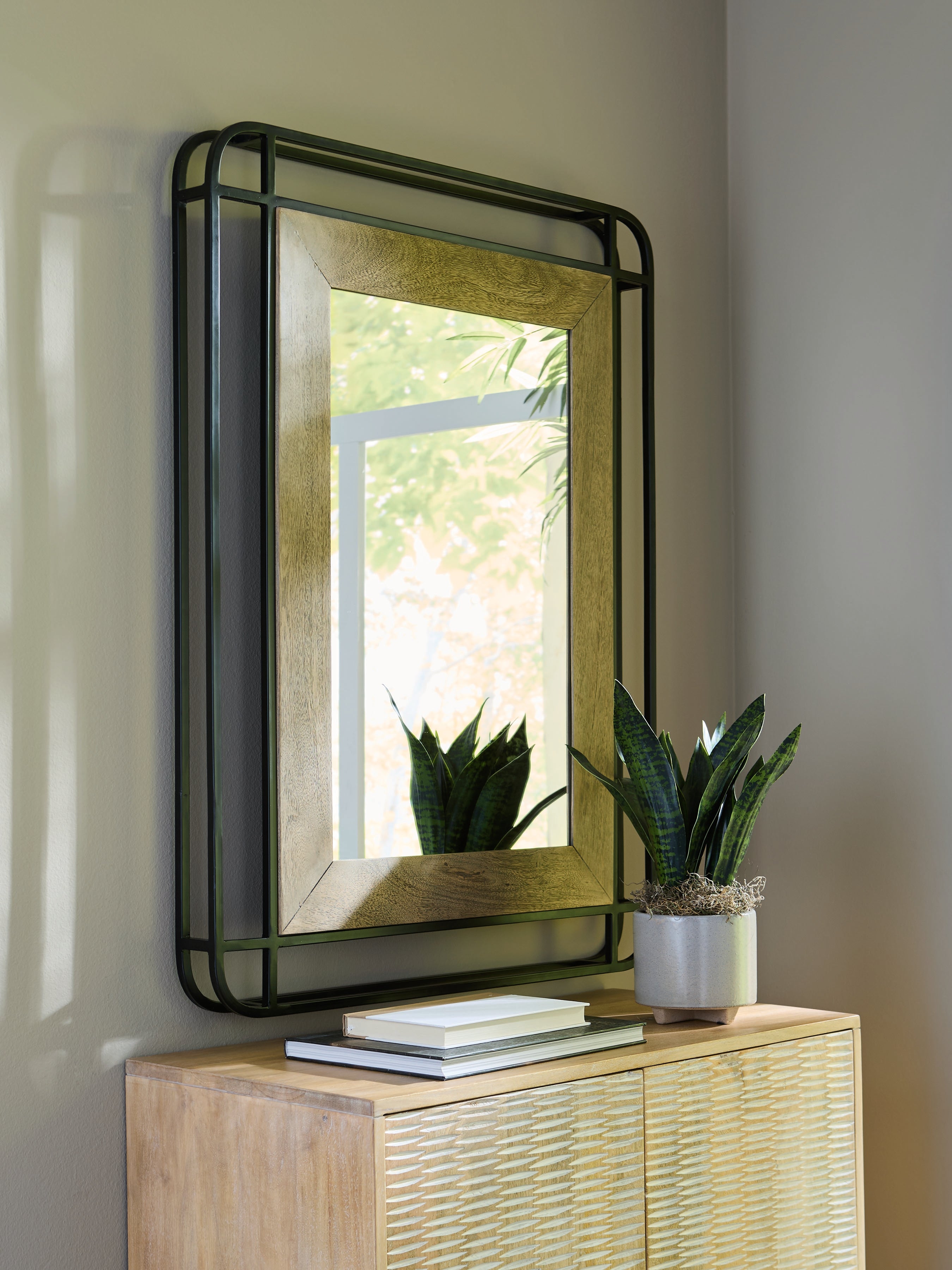 Furniture City Laplace - Ashley Furniture - Beelman Mirror - Accent Mirror - A8010409