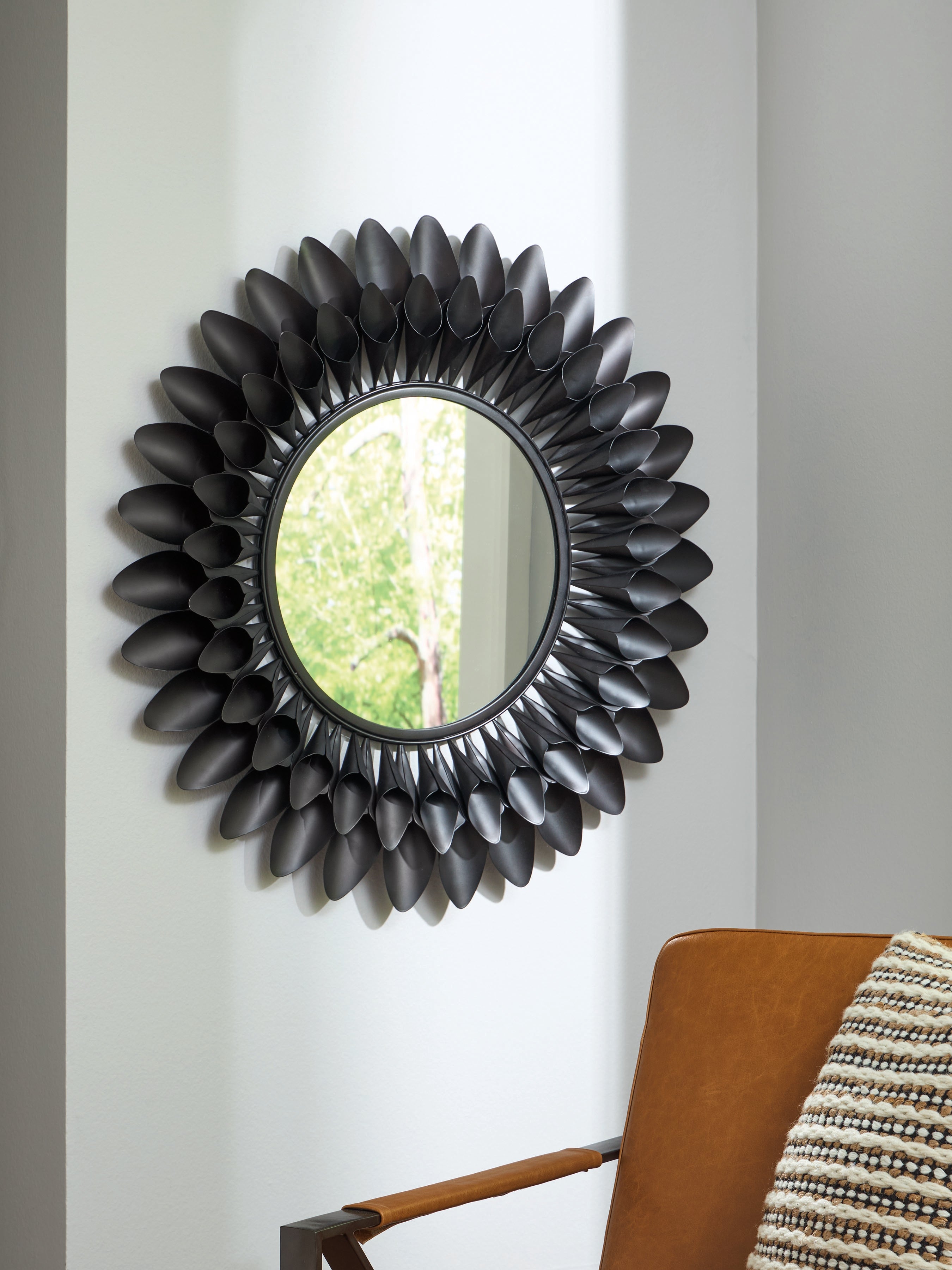 Furniture City Laplace - Ashley Furniture - Ryenmour Accent Mirror - Accent Mirror - A8010421