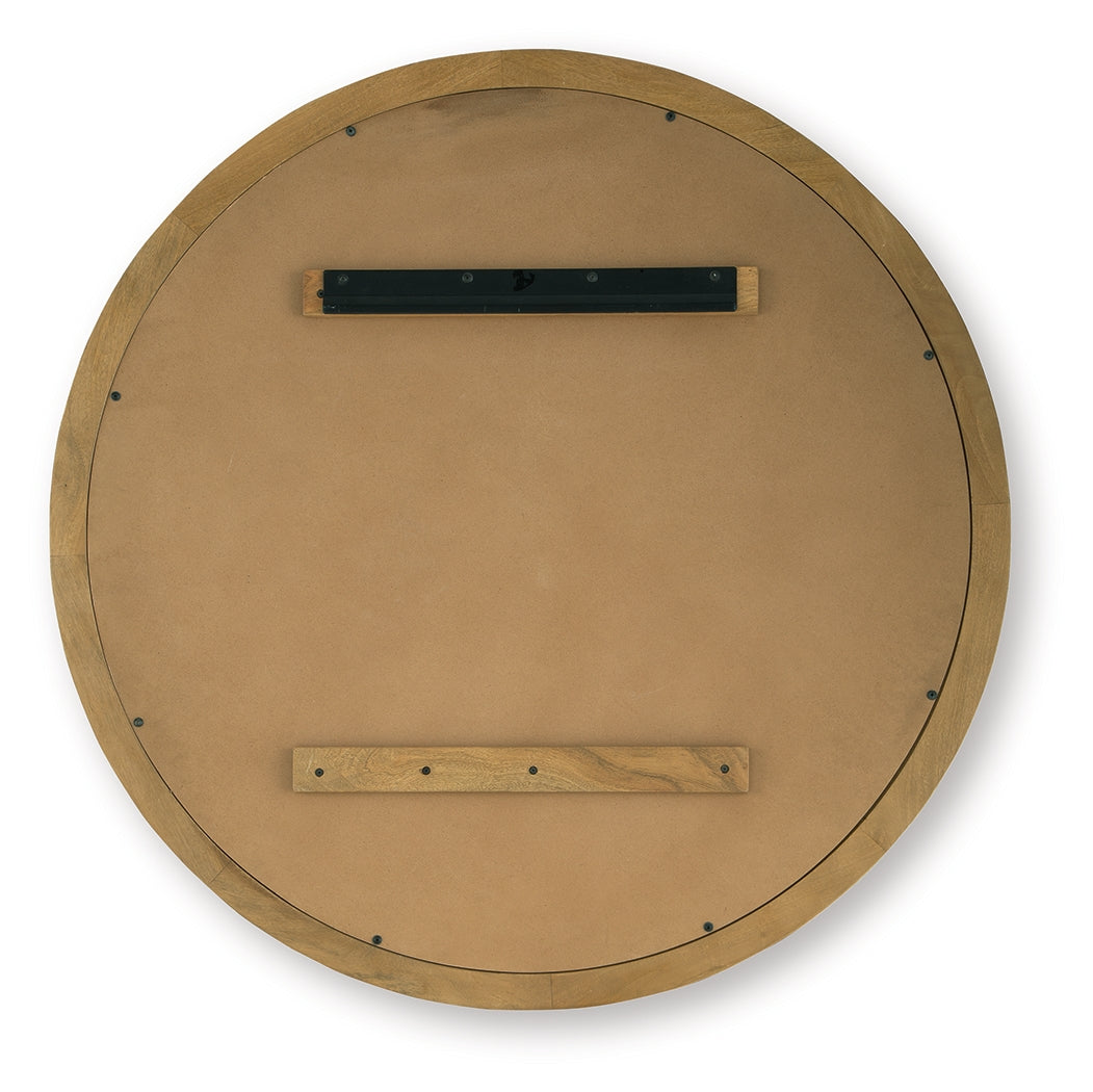 Yadiel Mirror