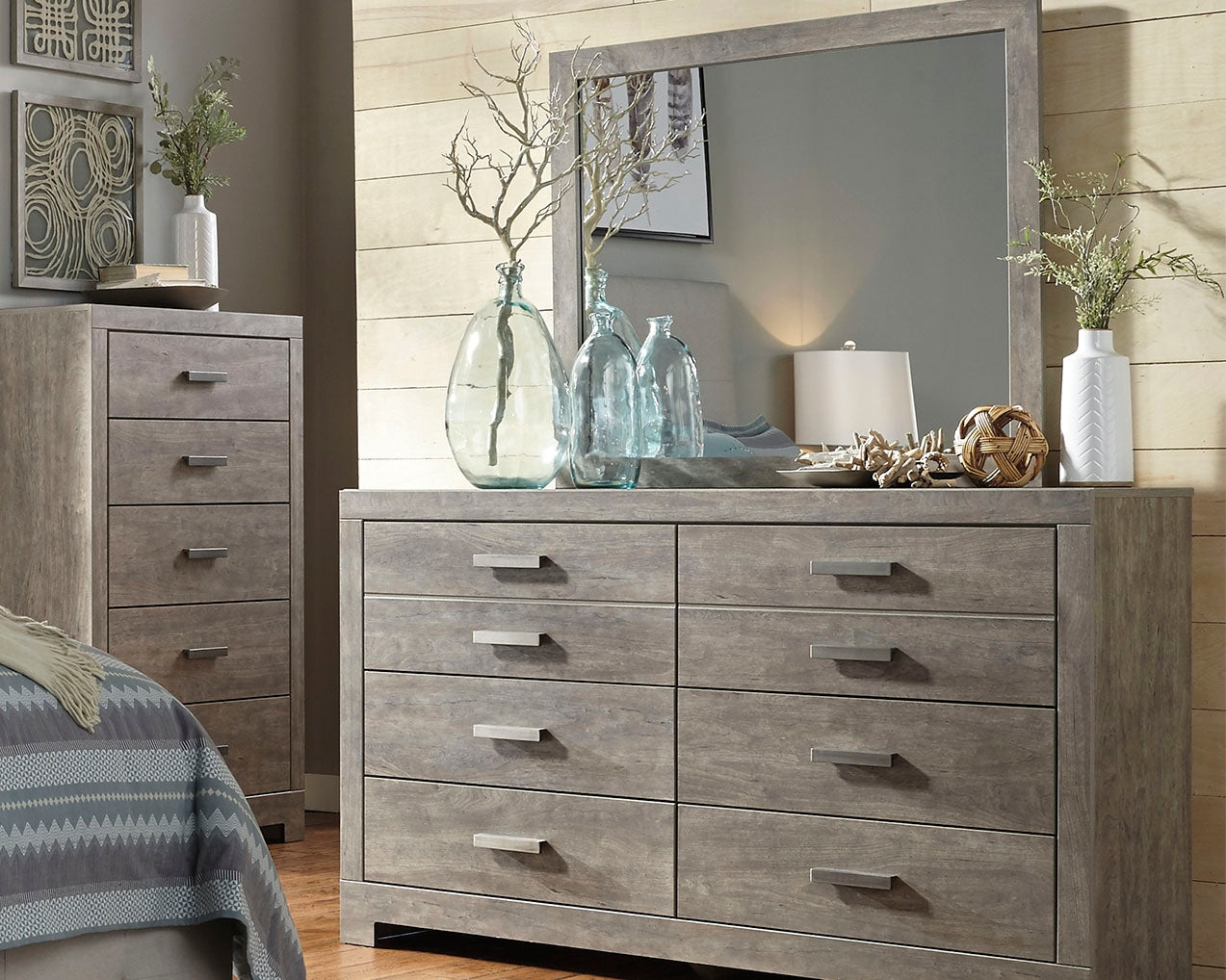 Furniture City Laplace - Ashley Furniture - Culverbach Bedroom - Dresser and Mirror - B070B1