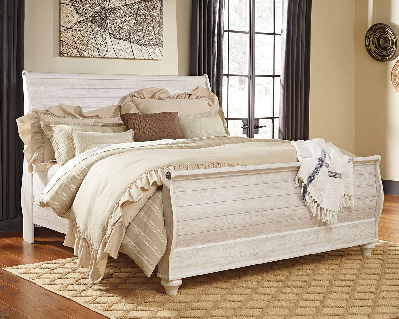 Furniture City Laplace - Ashley Furniture - Willowton Bedroom - King Sleigh Bed / Whitewash - B267B11