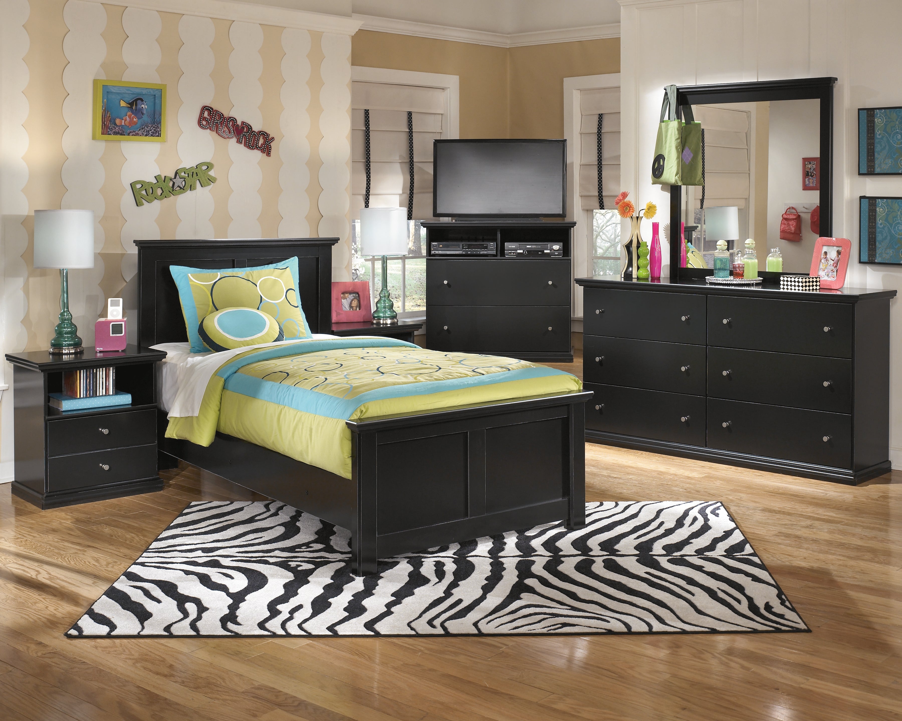 Furniture City Laplace - Ashley Furniture - Maribel Bedroom - Six Drawer Dresser - B138-31