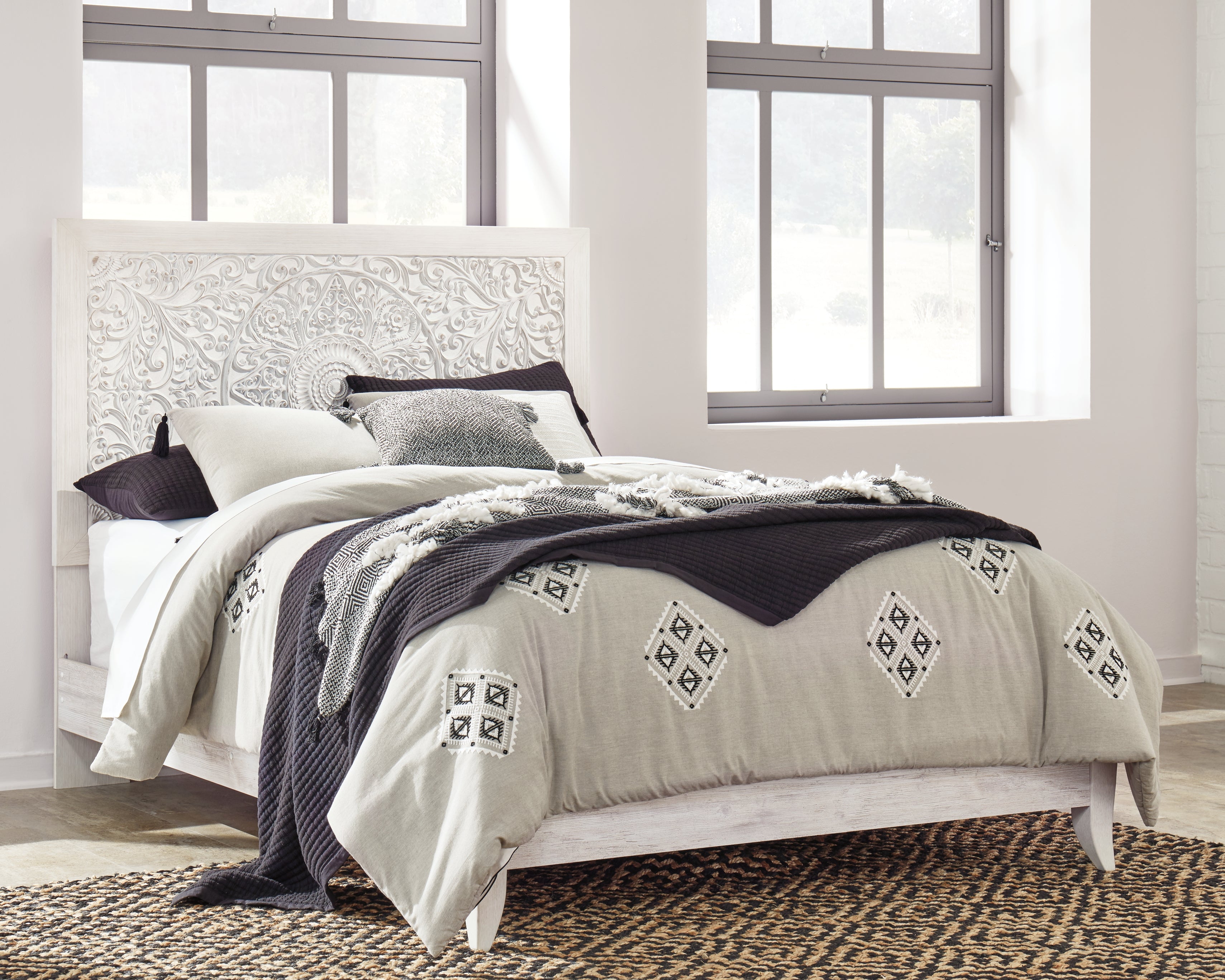 Furniture City Laplace - Ashley Furniture - Paxberry Bedroom - Queen Panel Bed / Whitewash - B181B6