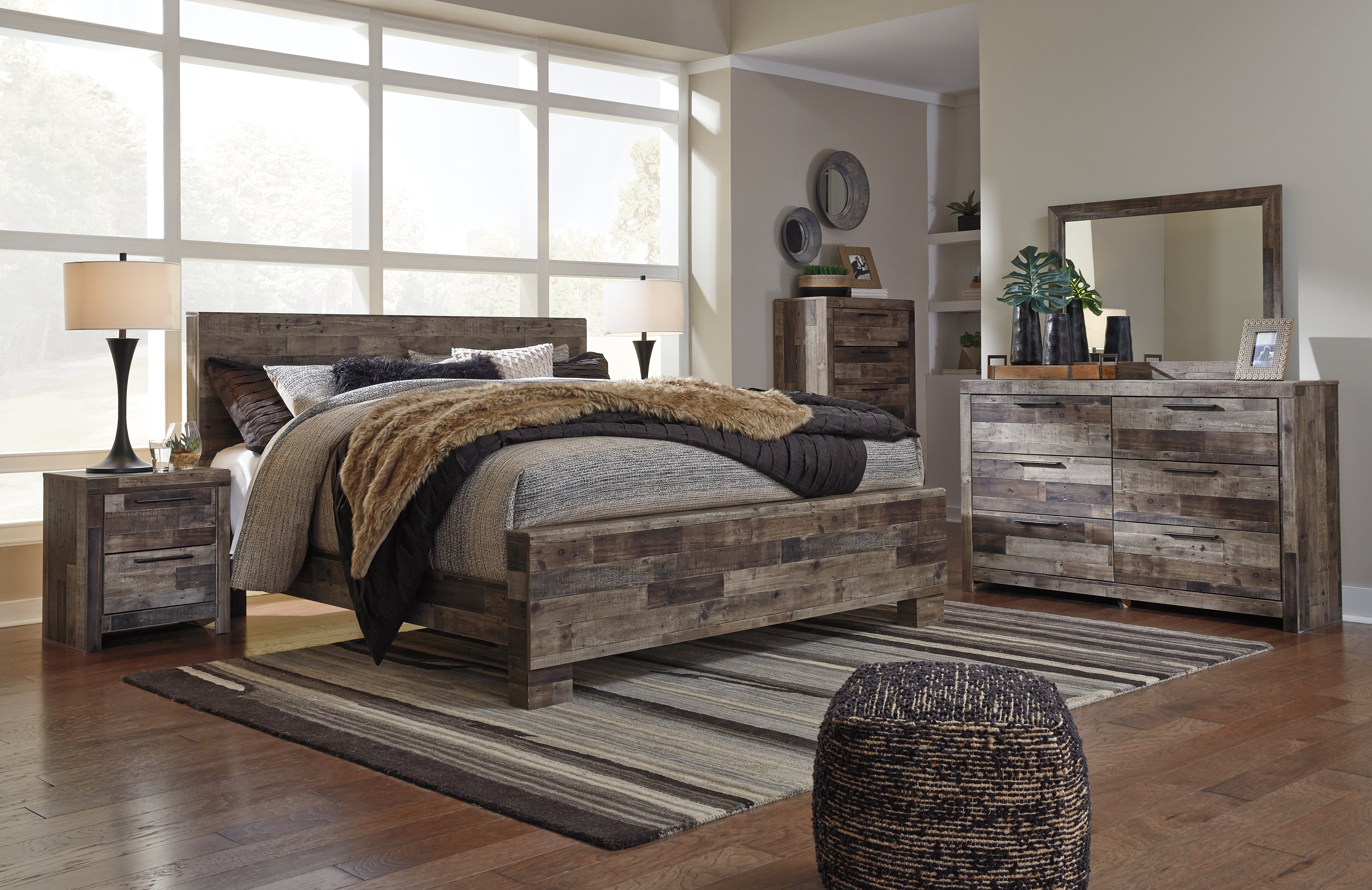 Furniture City Laplace - Ashley Furniture - Derekson Bedroom - King Panel Bed / Multi Gray - B200B11
