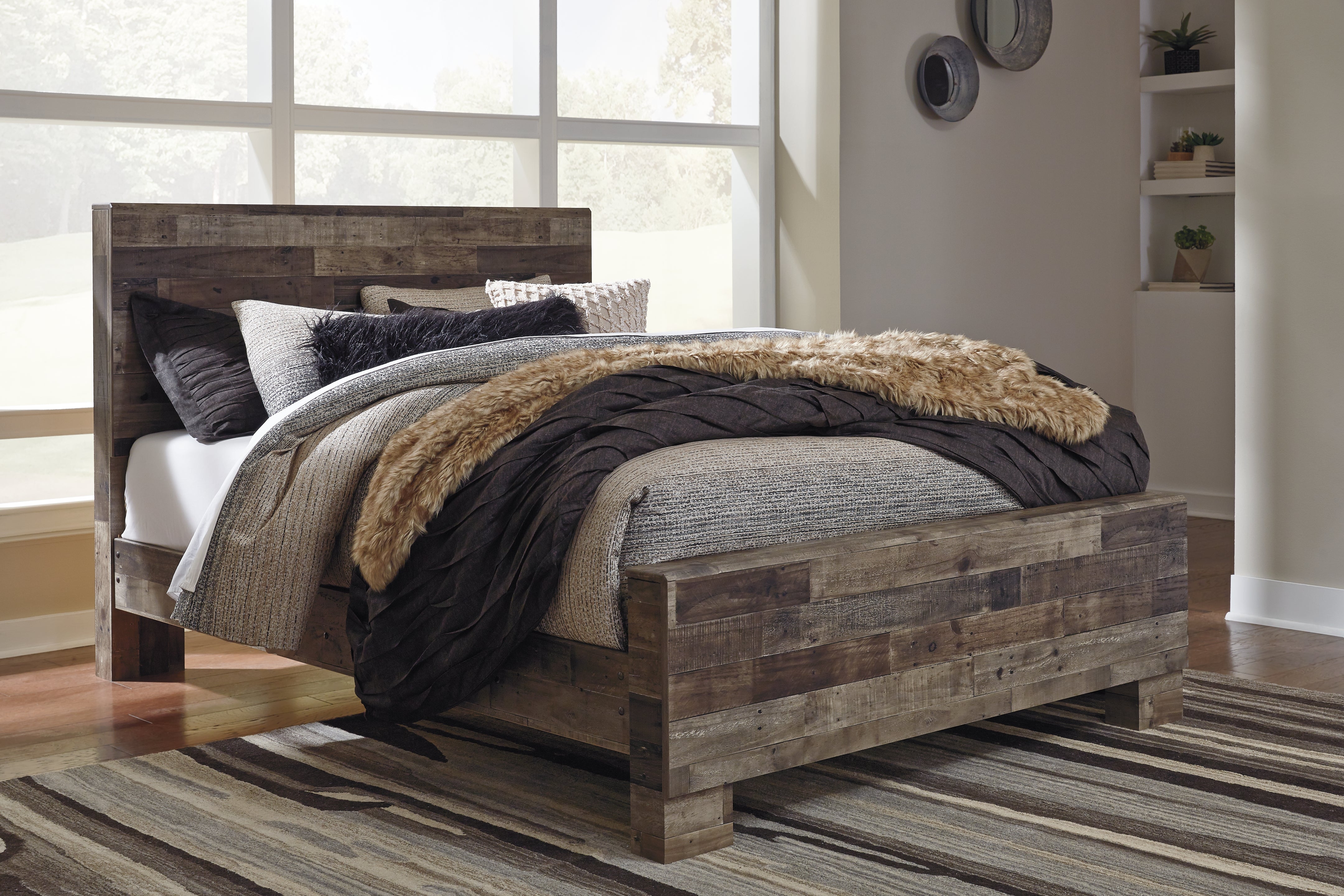 Furniture City Laplace - Ashley Furniture - Derekson Bedroom - Queen Panel Bed - B200B6
