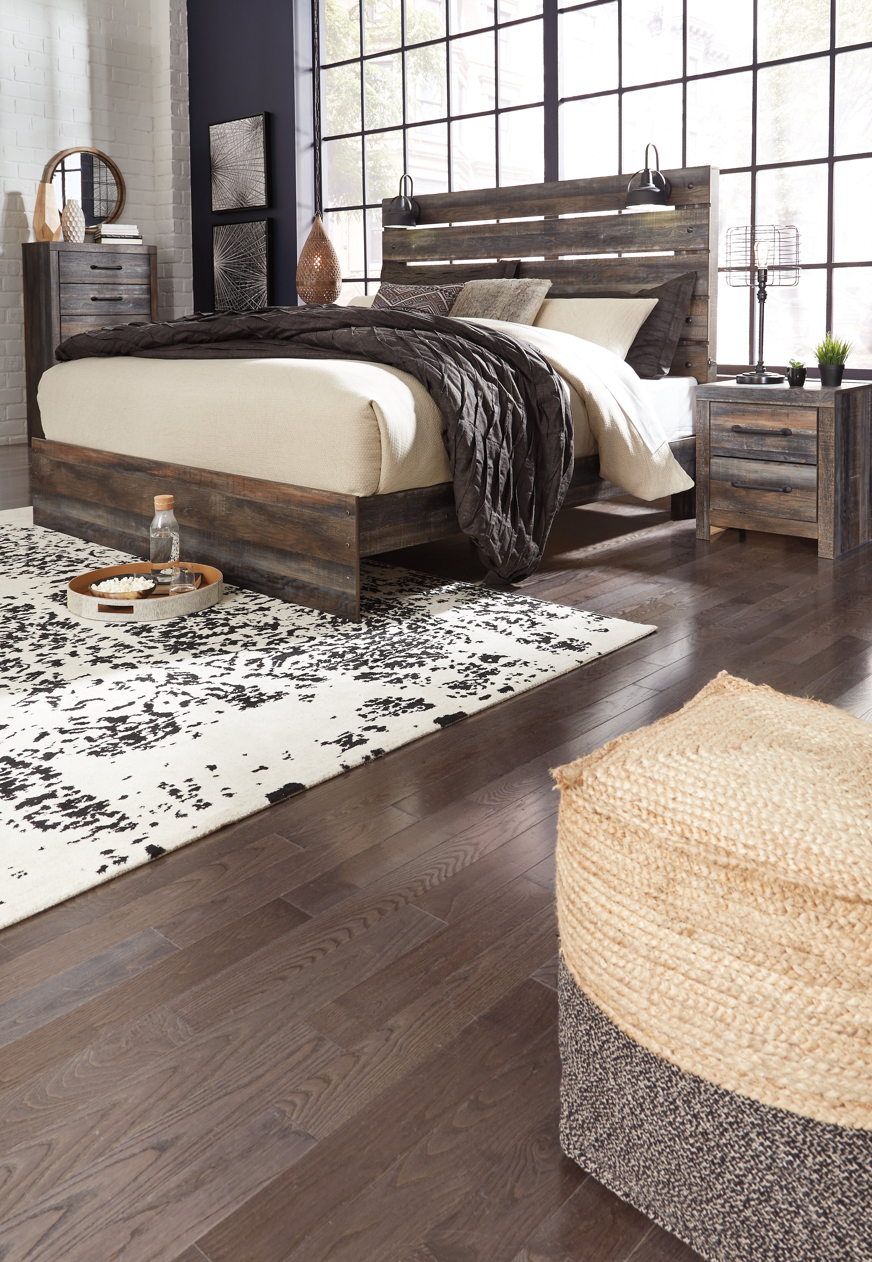 Furniture City Laplace - Ashley Furniture - Drystan Bedroom - King Panel Bed / Multi - B211B14