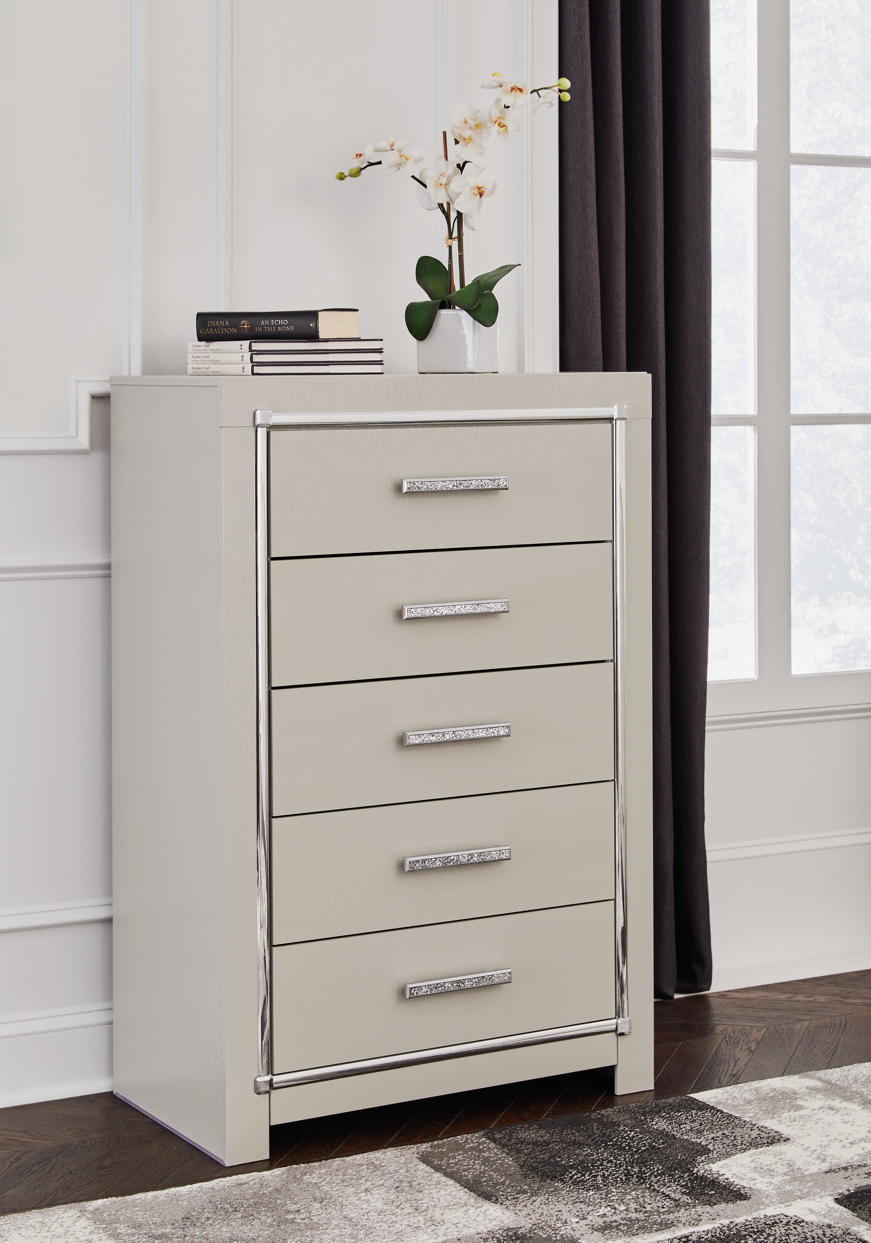 Furniture City Laplace - Ashley Furniture - Zyniden Bedroom - Five Drawer Chest - B2114-46
